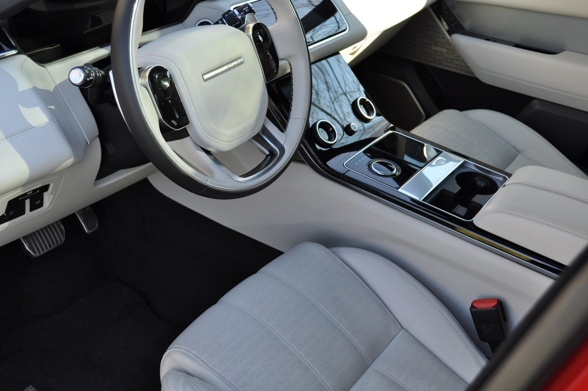 Range-Rover-Velar-34 2018 Range Rover Velar 2.0T Review: Is The Four-Cylinder Version A True Luxury SUV?