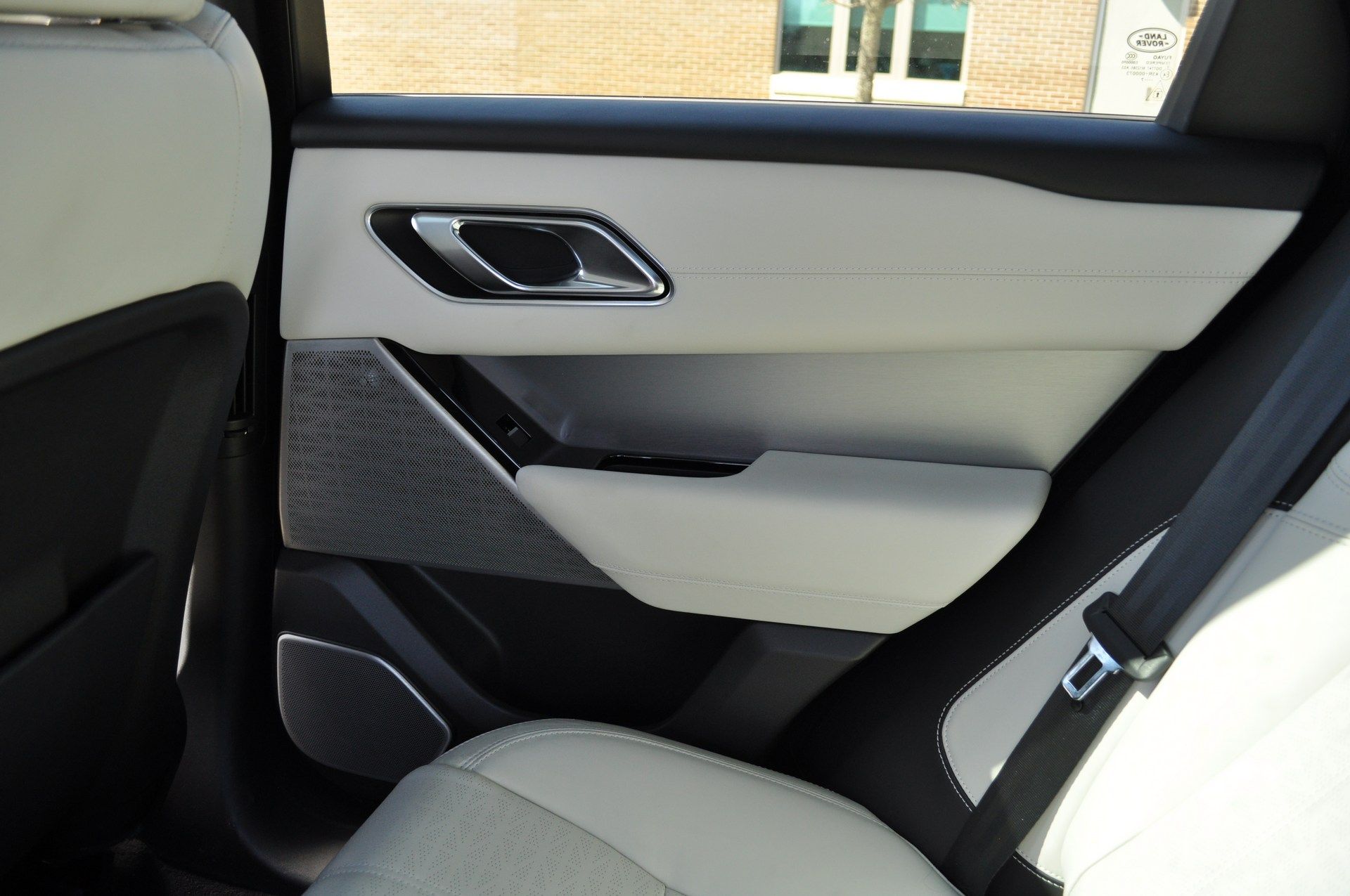 Range-Rover-Velar-5 2018 Range Rover Velar 2.0T Review: Is The Four-Cylinder Version A True Luxury SUV?