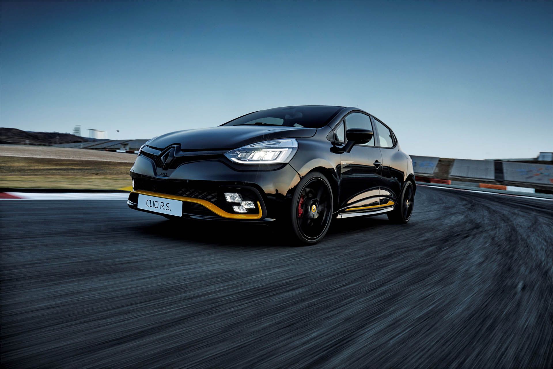 Renault UK Prices New Megane RS From £27,495, Clio RS 18 Is £24,295