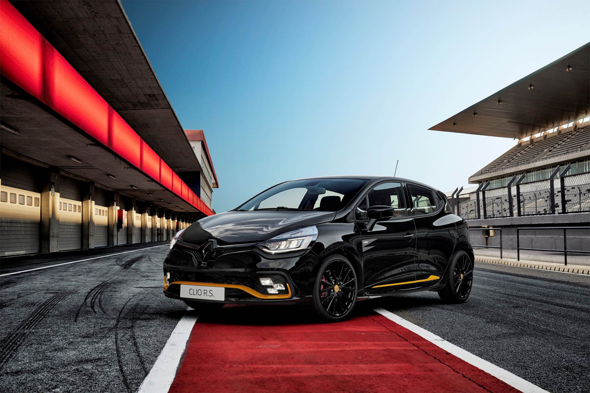 Renault UK Prices New Megane RS From £27,495, Clio RS 18 Is £24,295
