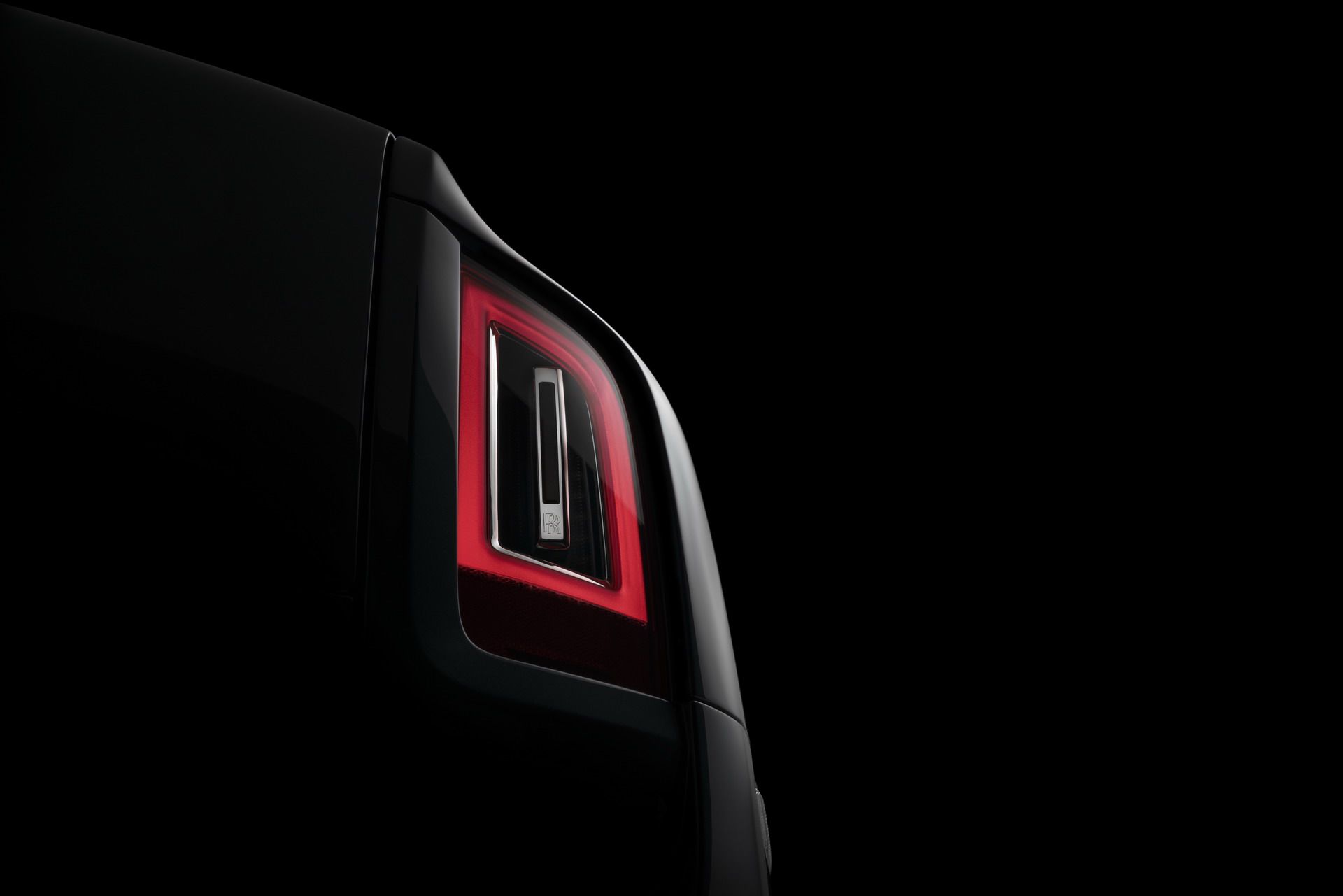 Rolls Royce Cullinan 38 New Rolls Royce Cullinan Revealed: This Is The Crown Jewel Of SUVs