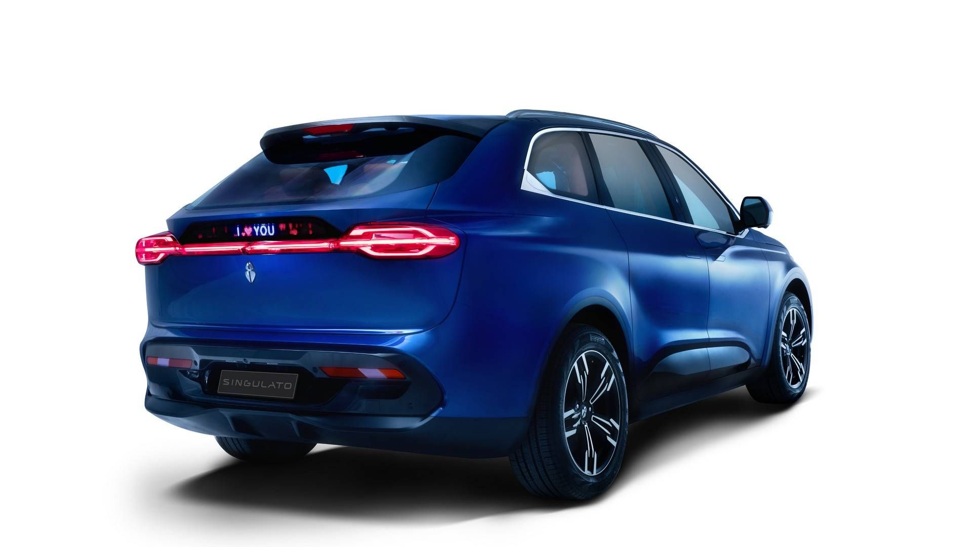 Singulato-iS6-6 Singulato iS6 Has Come From China To Talk You Into EVs