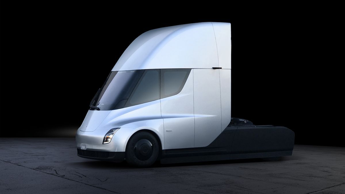 Tesla-Semi-3 Nikola Sues Tesla For Semi Patent Infringement, Seeks Damages Of More Than $2 Billion