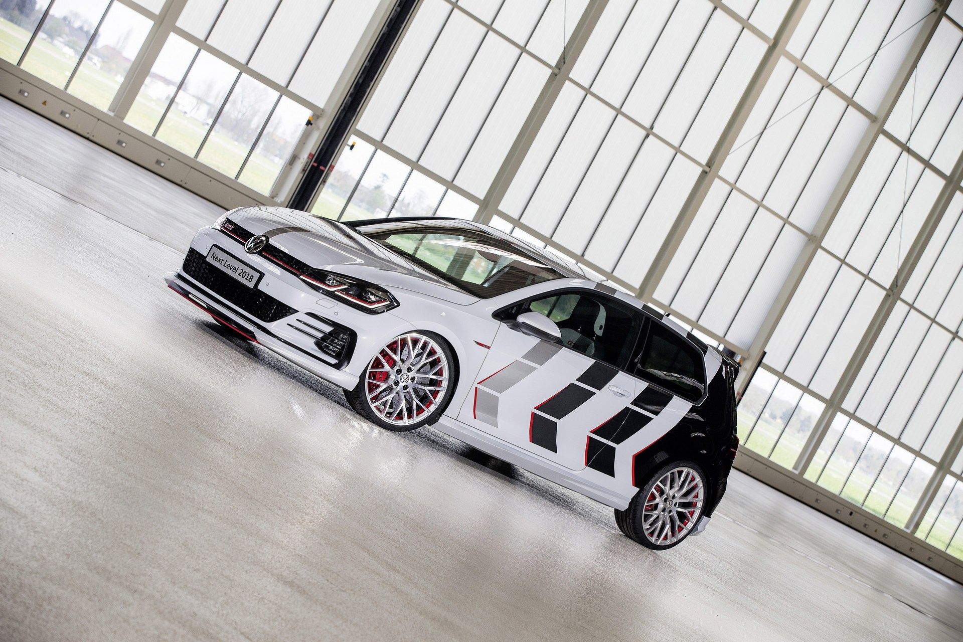 VW-Golf GTI-Concept-20 VW Kicks Off Wörthersee Event With Two Apprentice-Made Concepts