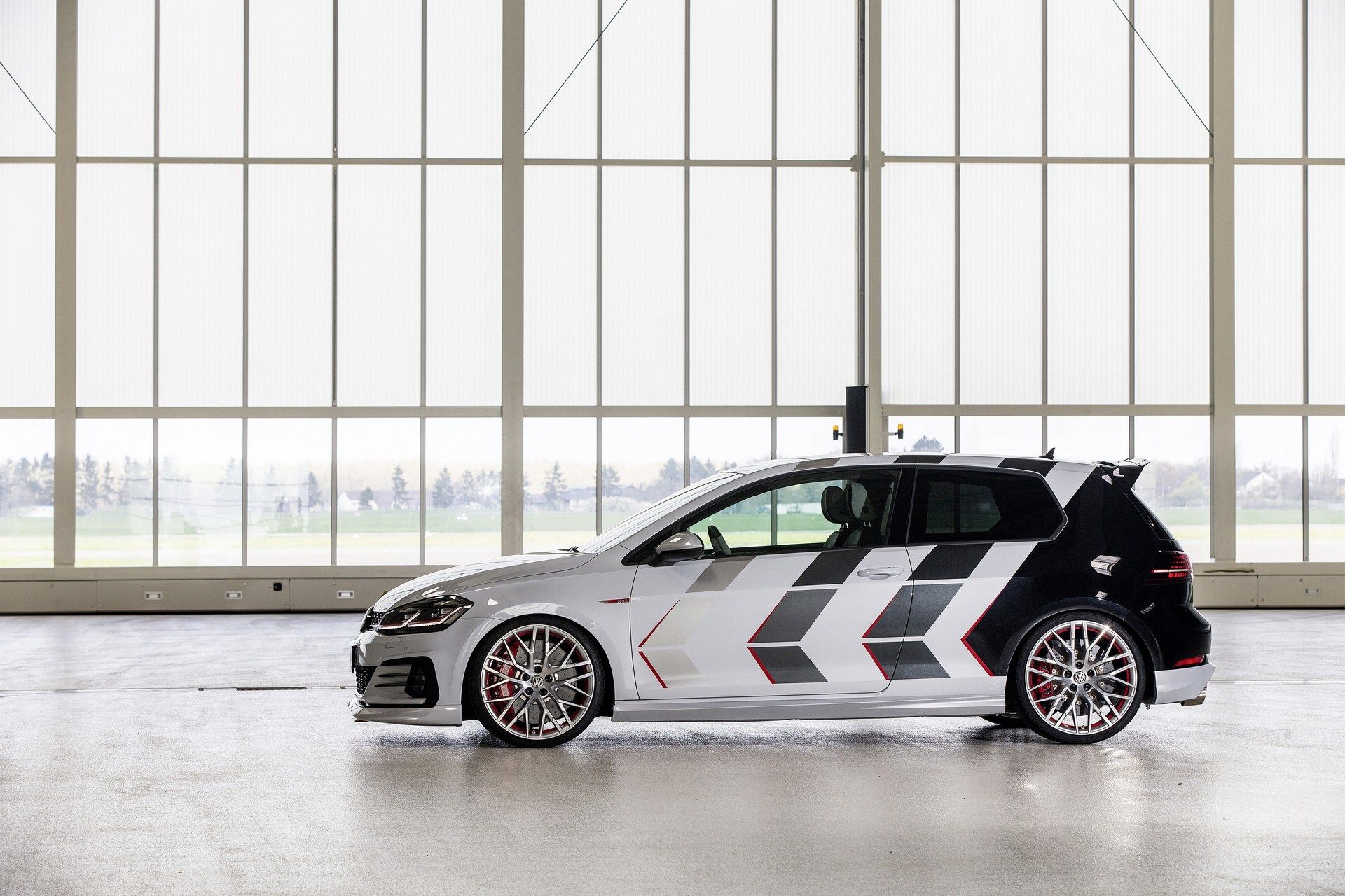 VW-Golf GTI-Concept-21 VW Kicks Off Wörthersee Event With Two Apprentice-Made Concepts