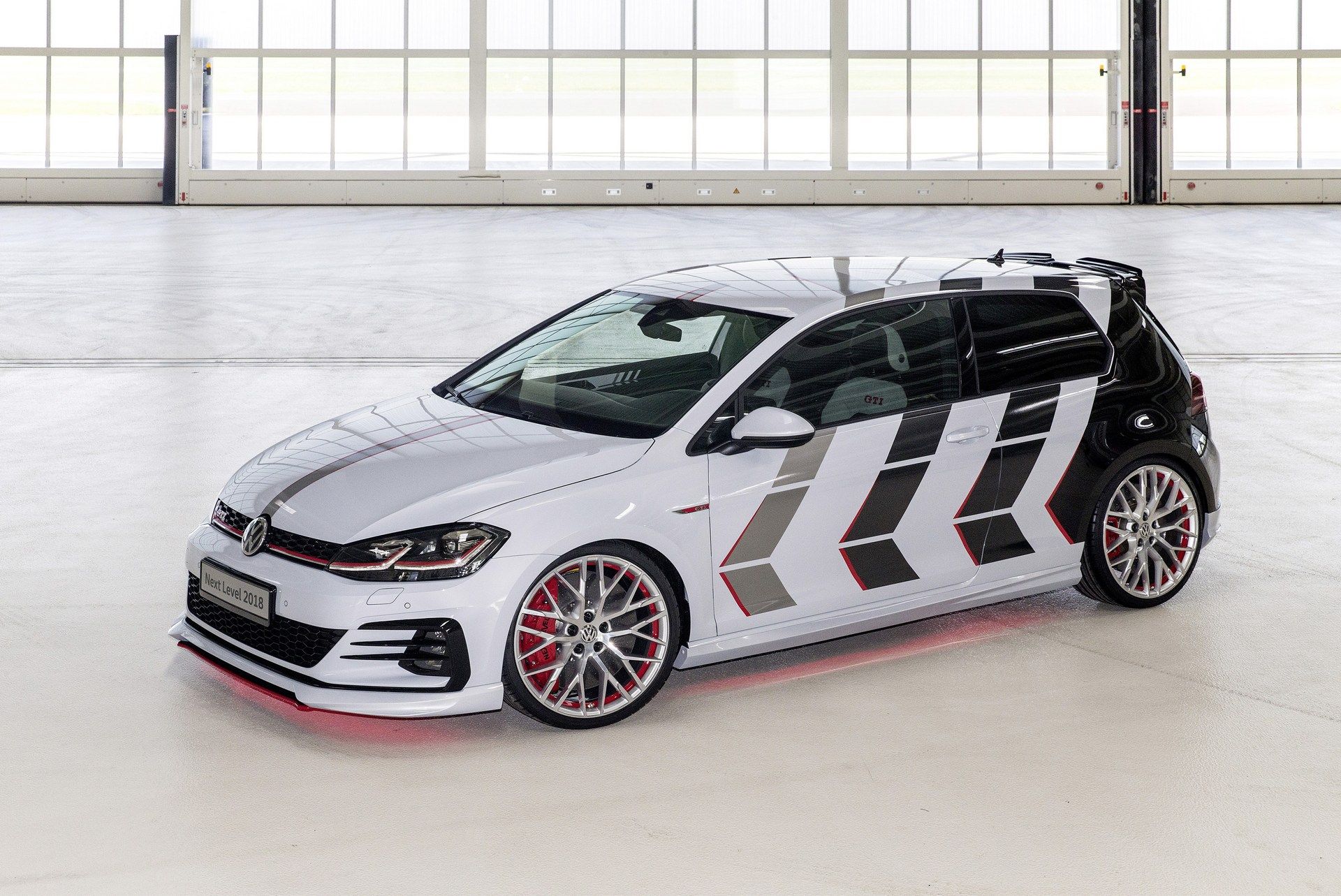 VW-Golf GTI-Concept-29 VW Kicks Off Wörthersee Event With Two Apprentice-Made Concepts