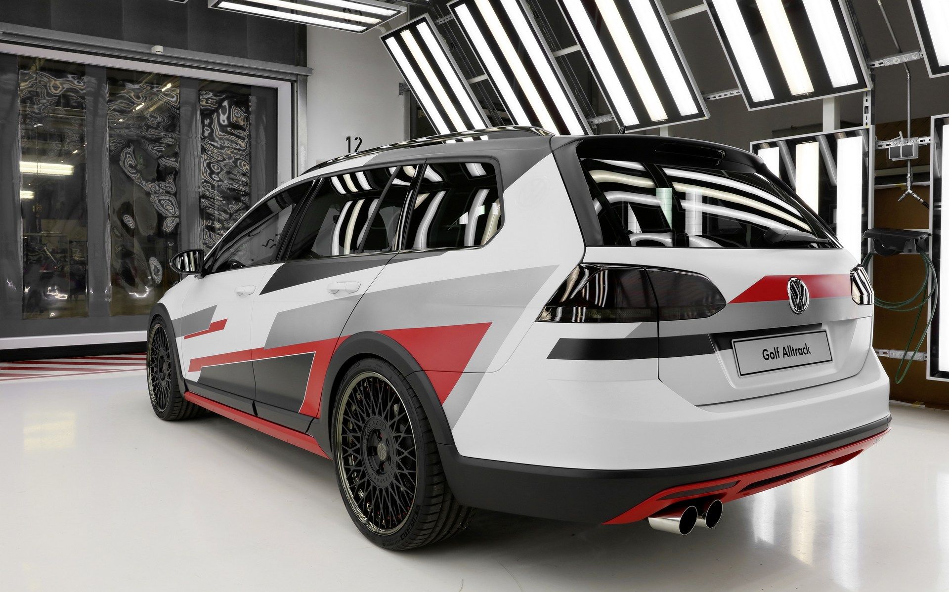 VW-Golf GTI-Concept-6 VW Kicks Off Wörthersee Event With Two Apprentice-Made Concepts