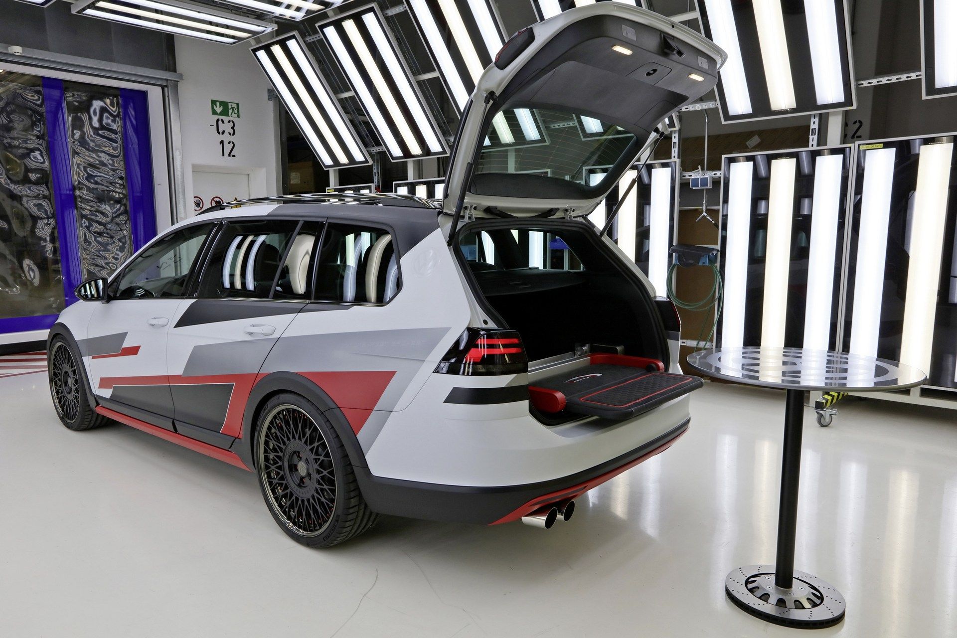VW-Golf GTI-Concept-7 VW Kicks Off Wörthersee Event With Two Apprentice-Made Concepts
