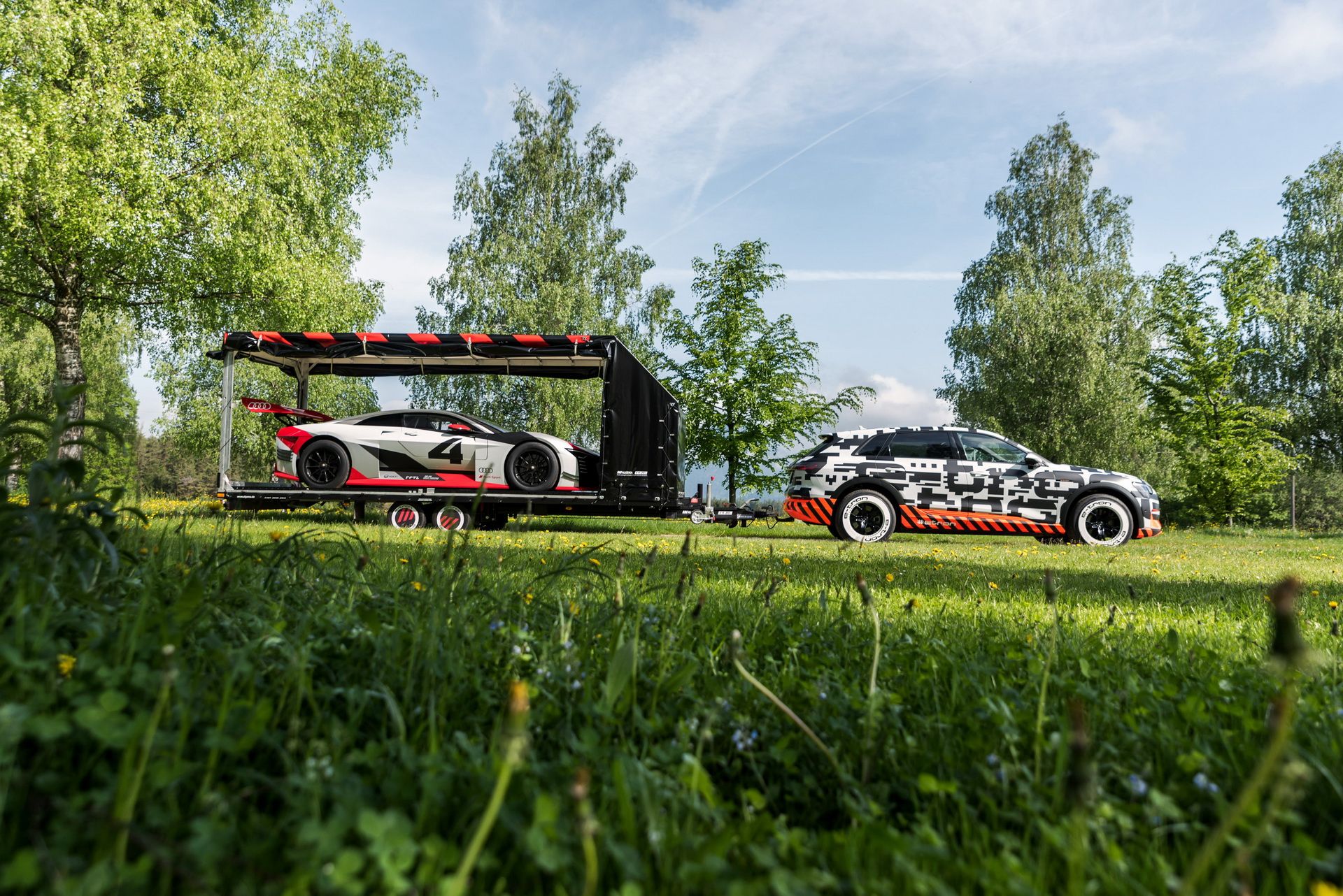 audi-e-tron-vision-gran-turismo-worthersee-1 Audi e-Tron Acts As A Towing Vehicle For The Vision Gran Turismo Concept