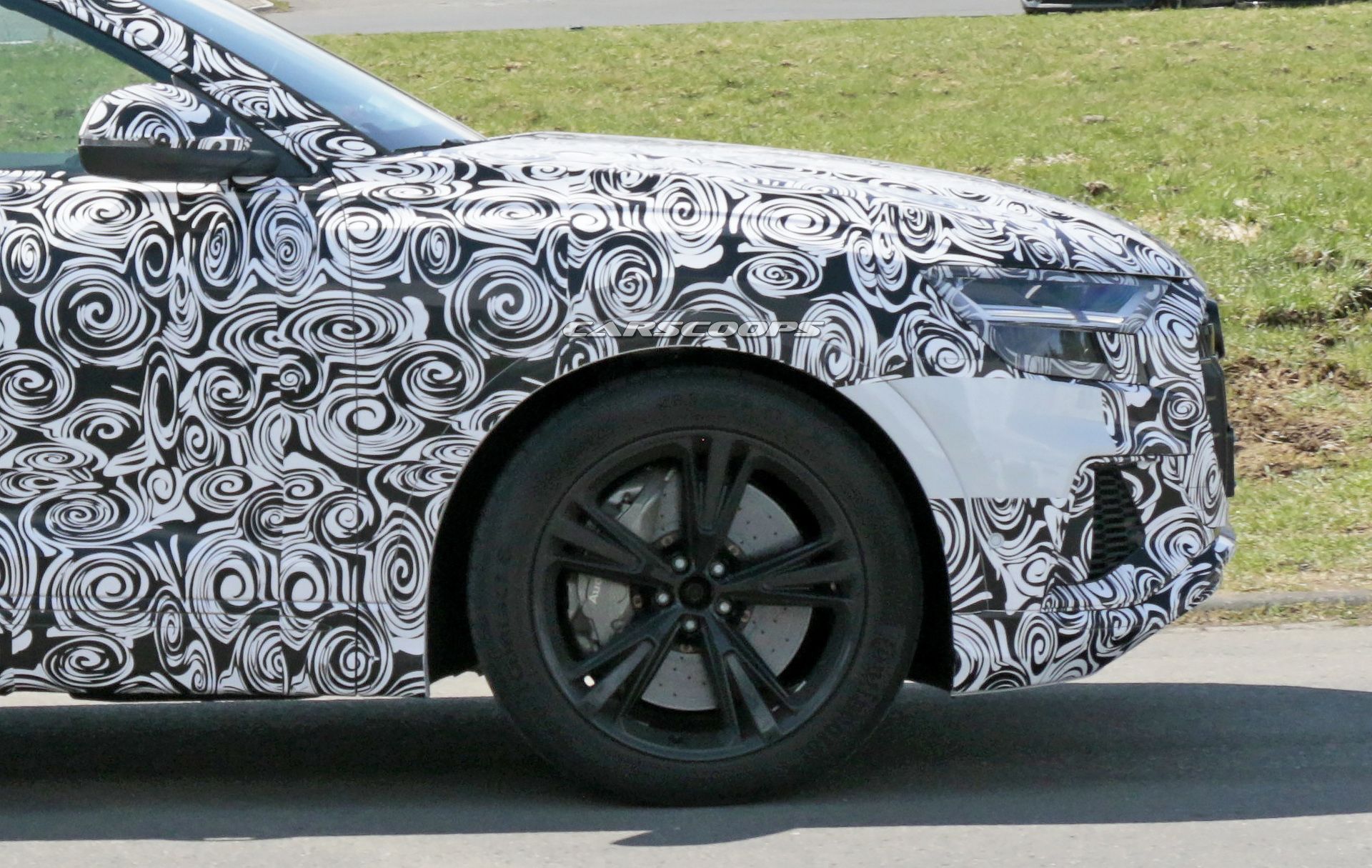 audi-rs-q8-spy-shots-6 Discount Urus: Possible Audi RS Q8 Prototype Poses As SQ8