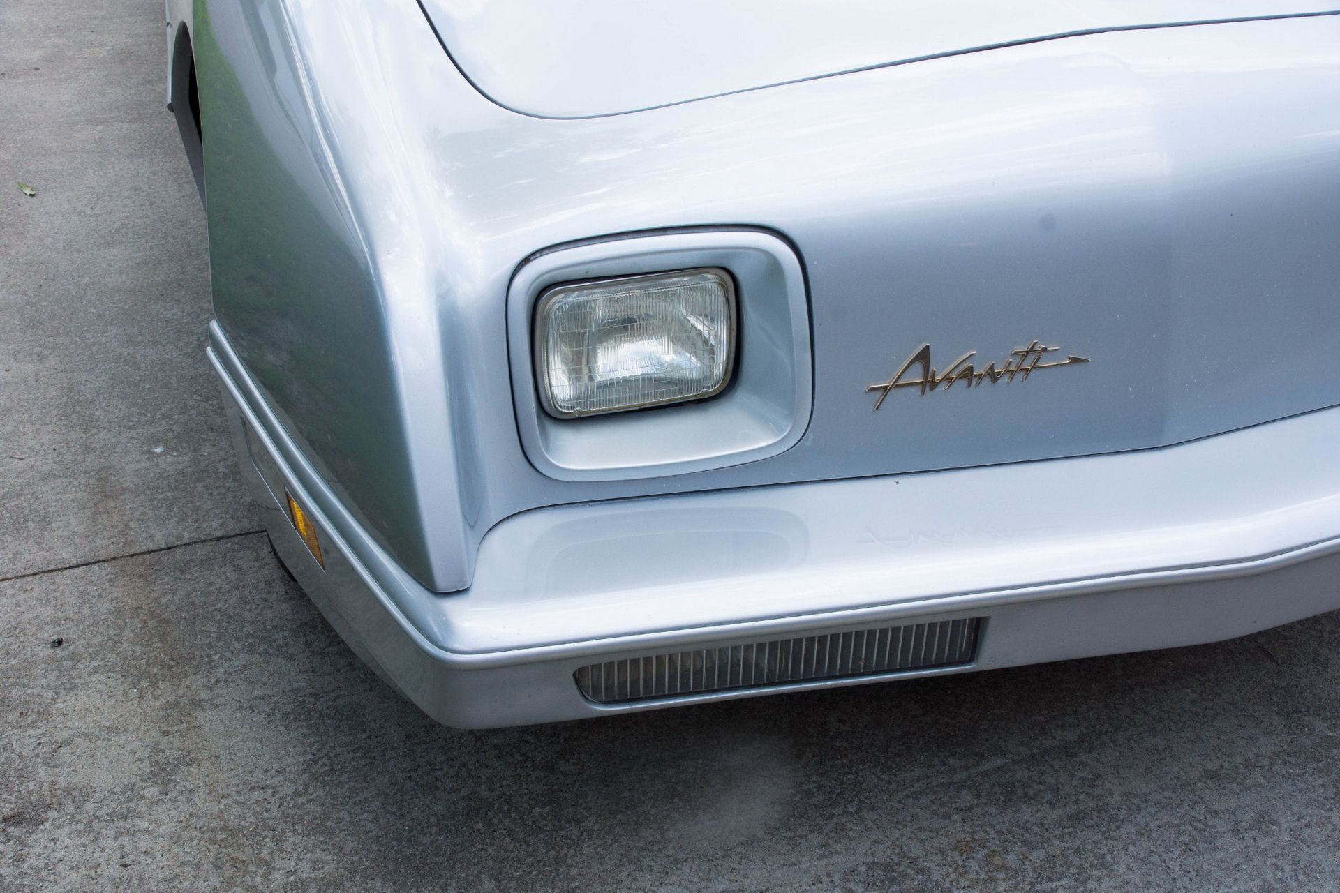 avanti-touring-sedan-bat-auction-10 Bid On This Avanti Touring Sedan And Declare Your Love For Studebaker