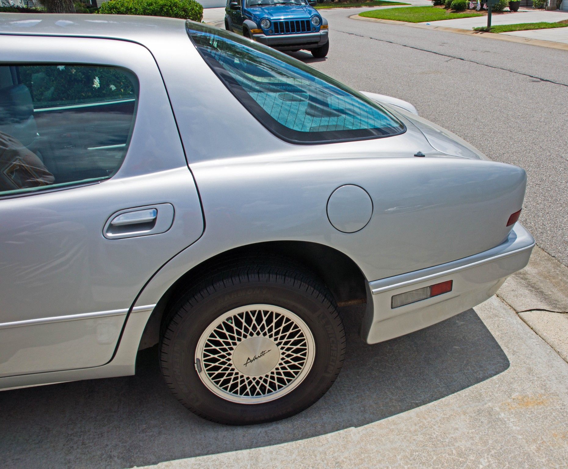 avanti-touring-sedan-bat-auction-14 Bid On This Avanti Touring Sedan And Declare Your Love For Studebaker