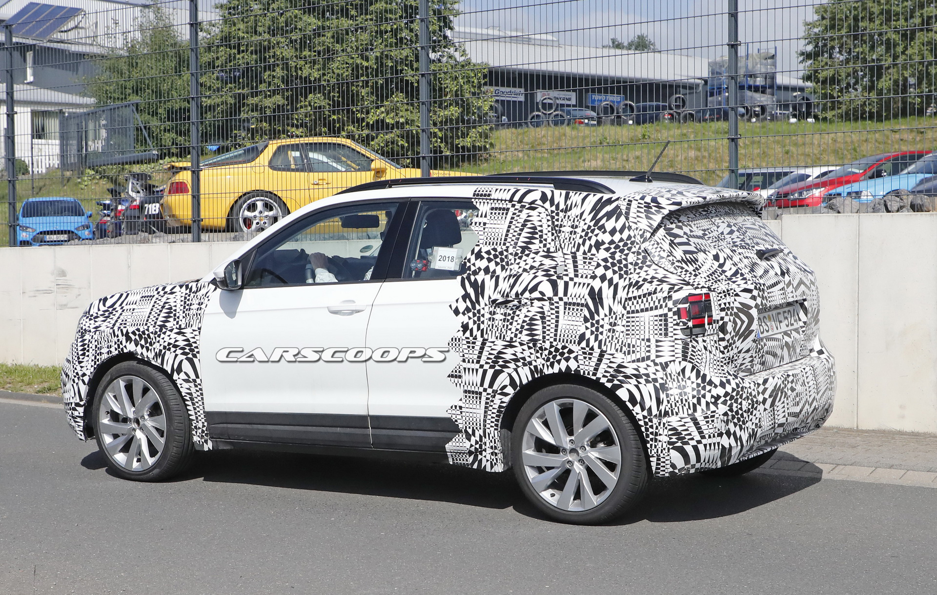 VW_T-Cross_12 Volkswagen T-Cross Baby SUV Getting Ready For Its Debut