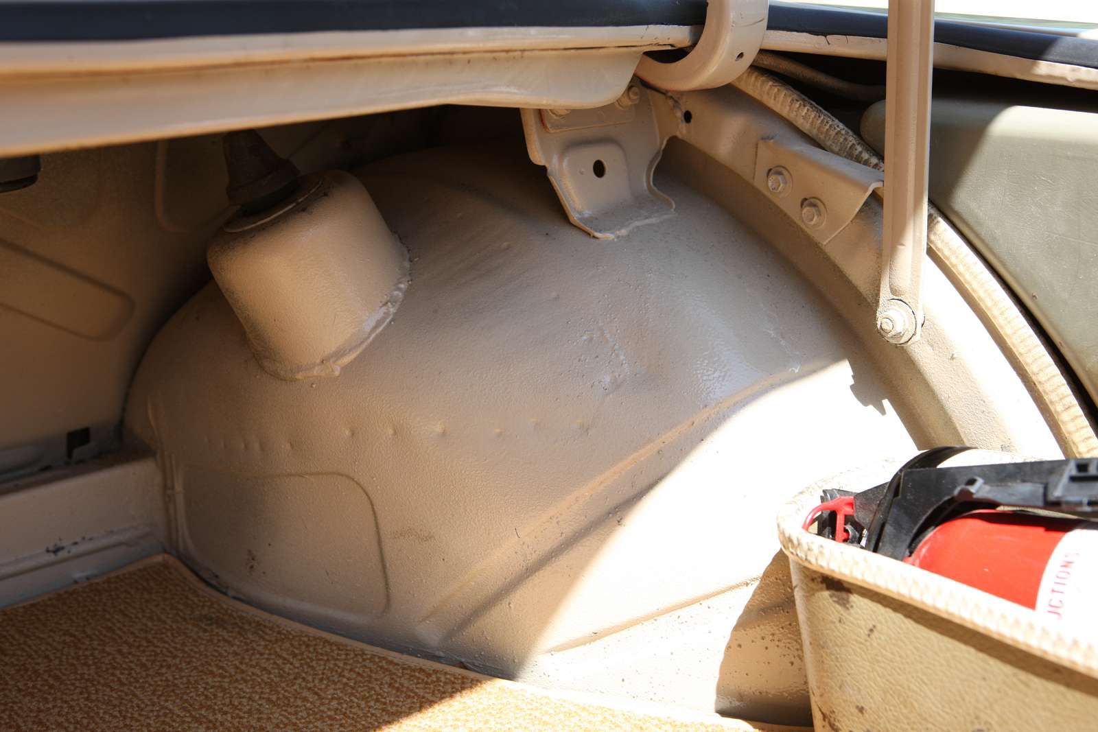 bmw-2800cs-restored-auction-bat-26 Fully-Restored 1971 BMW 2800CS Should Fetch A Pretty Penny