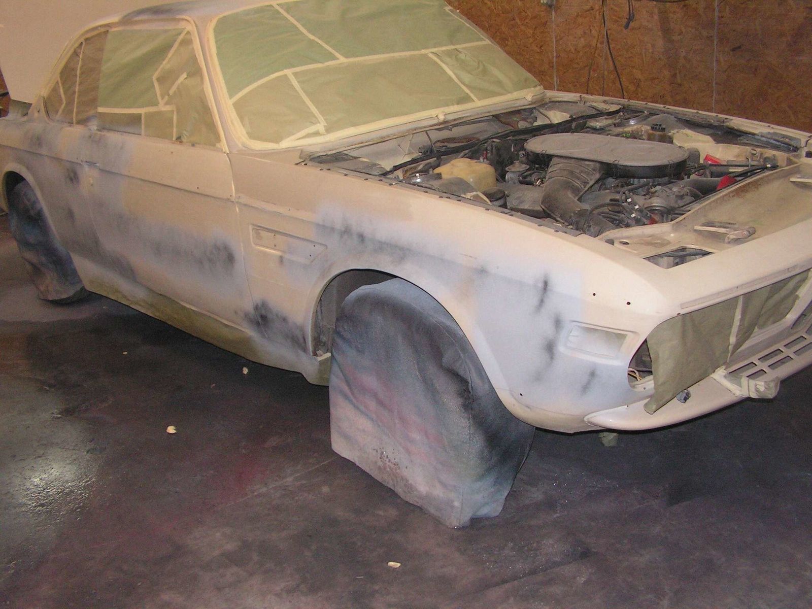 bmw-2800cs-restored-auction-bat-38 Fully-Restored 1971 BMW 2800CS Should Fetch A Pretty Penny