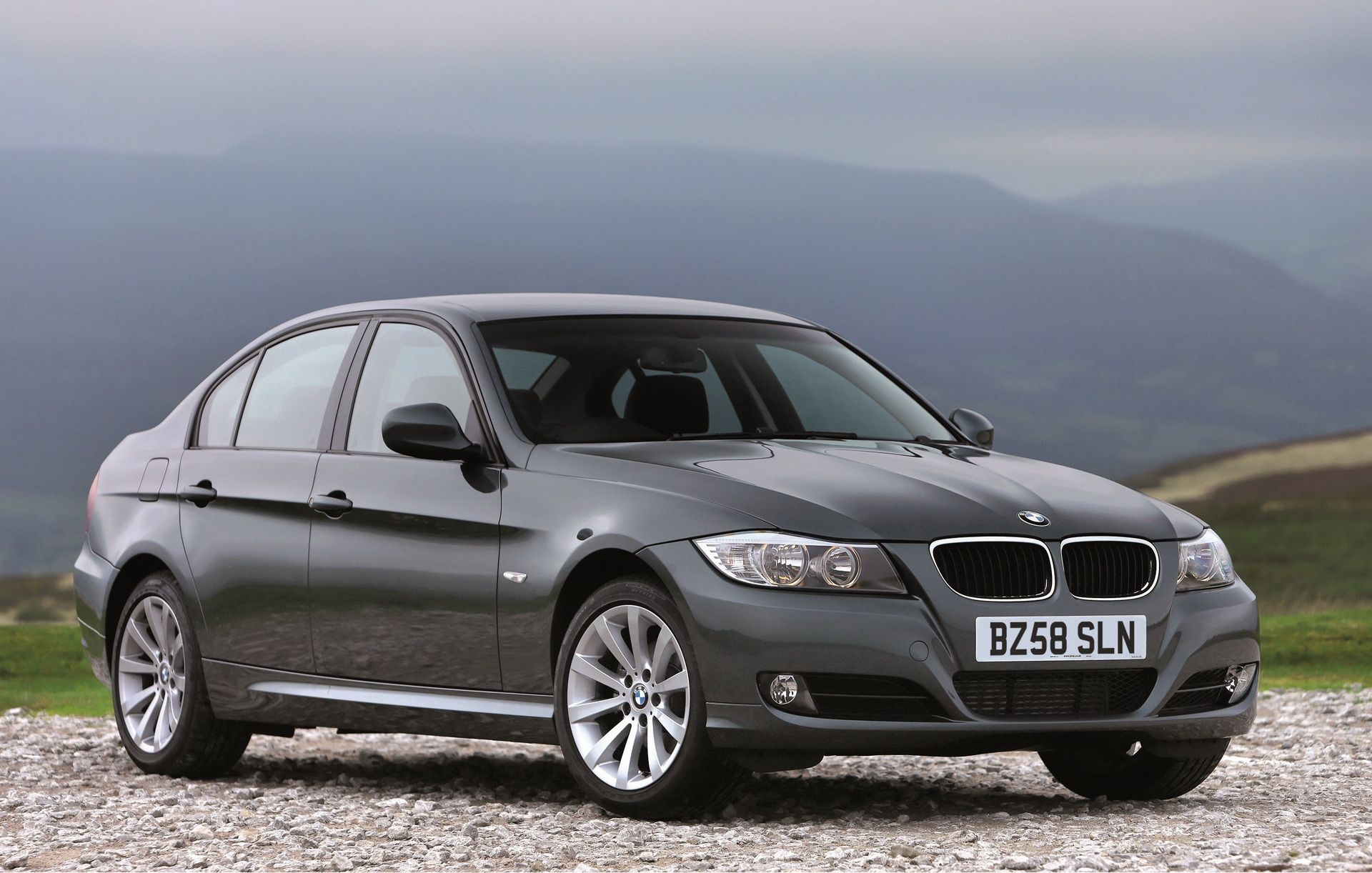 bmw-3-series-e90-3 BMW Expands UK Recall Over Stalling Risk, One Person Killed Due To The Flaw