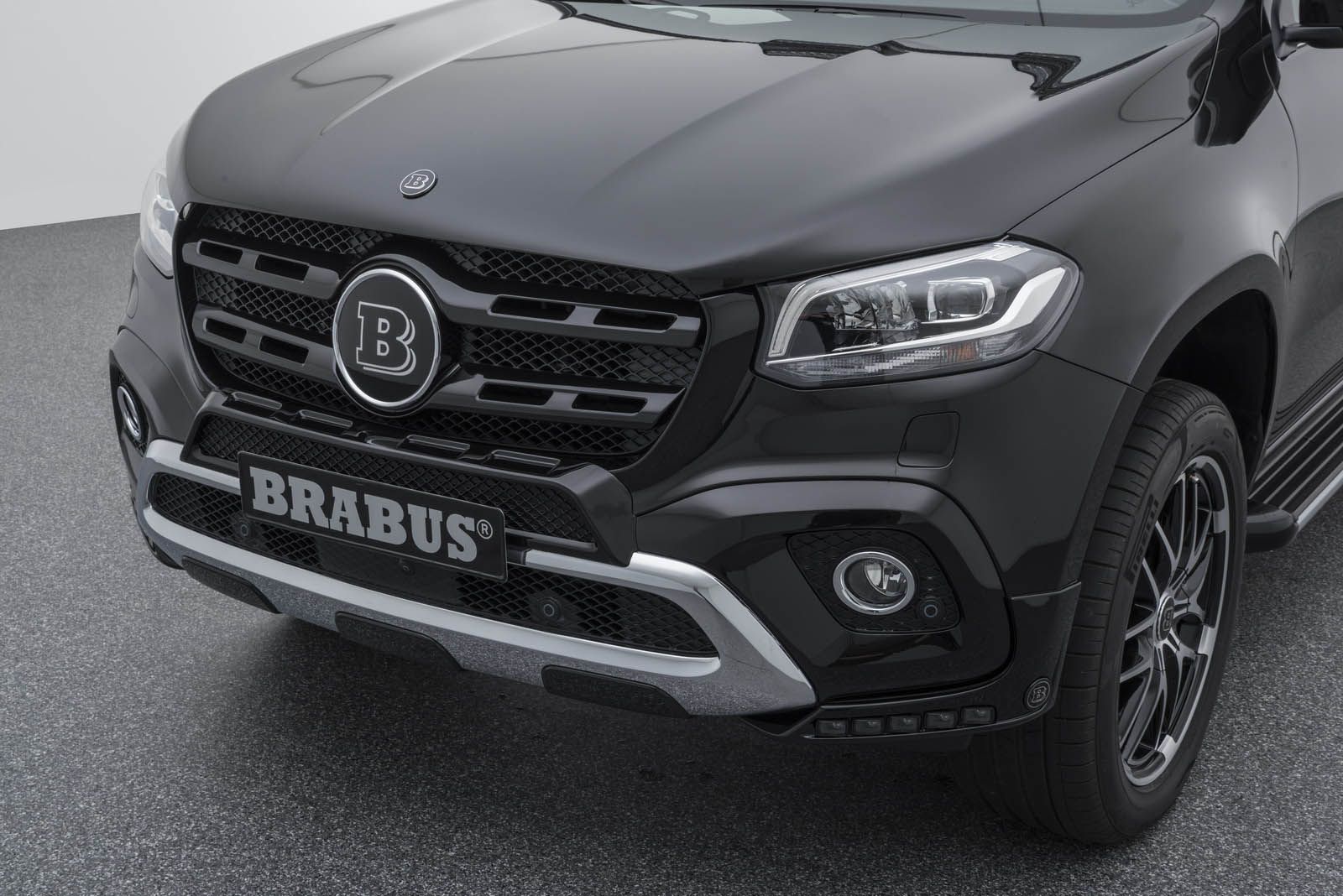 brabus-mercedes-x-250d-06 Brabus Upgrades Mercedes X-Class, Sadly No Fire-Breathing V8 Under The Bonnet