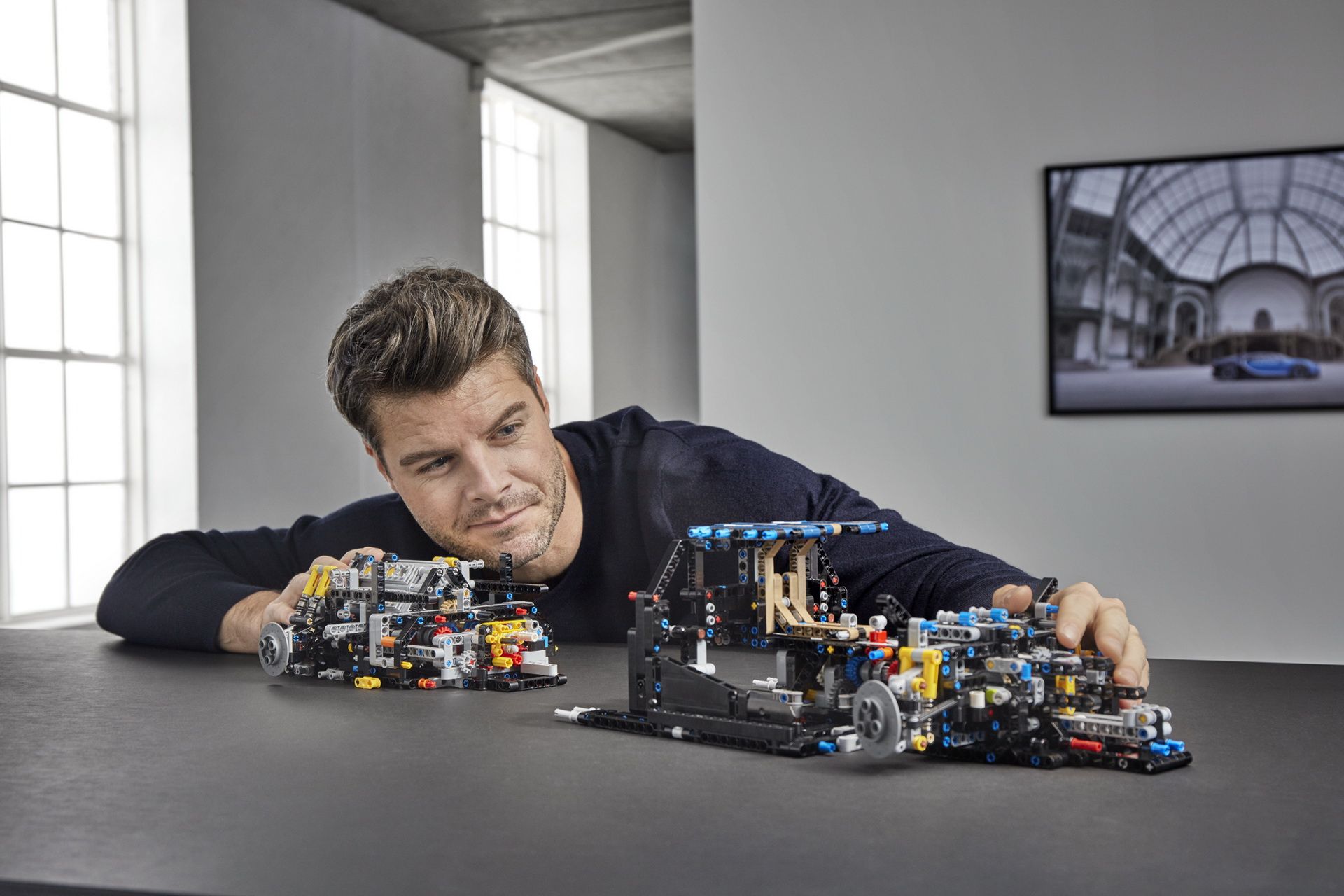 bugatti-chiron-lego-technic-11 LEGO Technic’s $350 Bugatti Chiron Is 3,600 Pieces Of Awesomeness