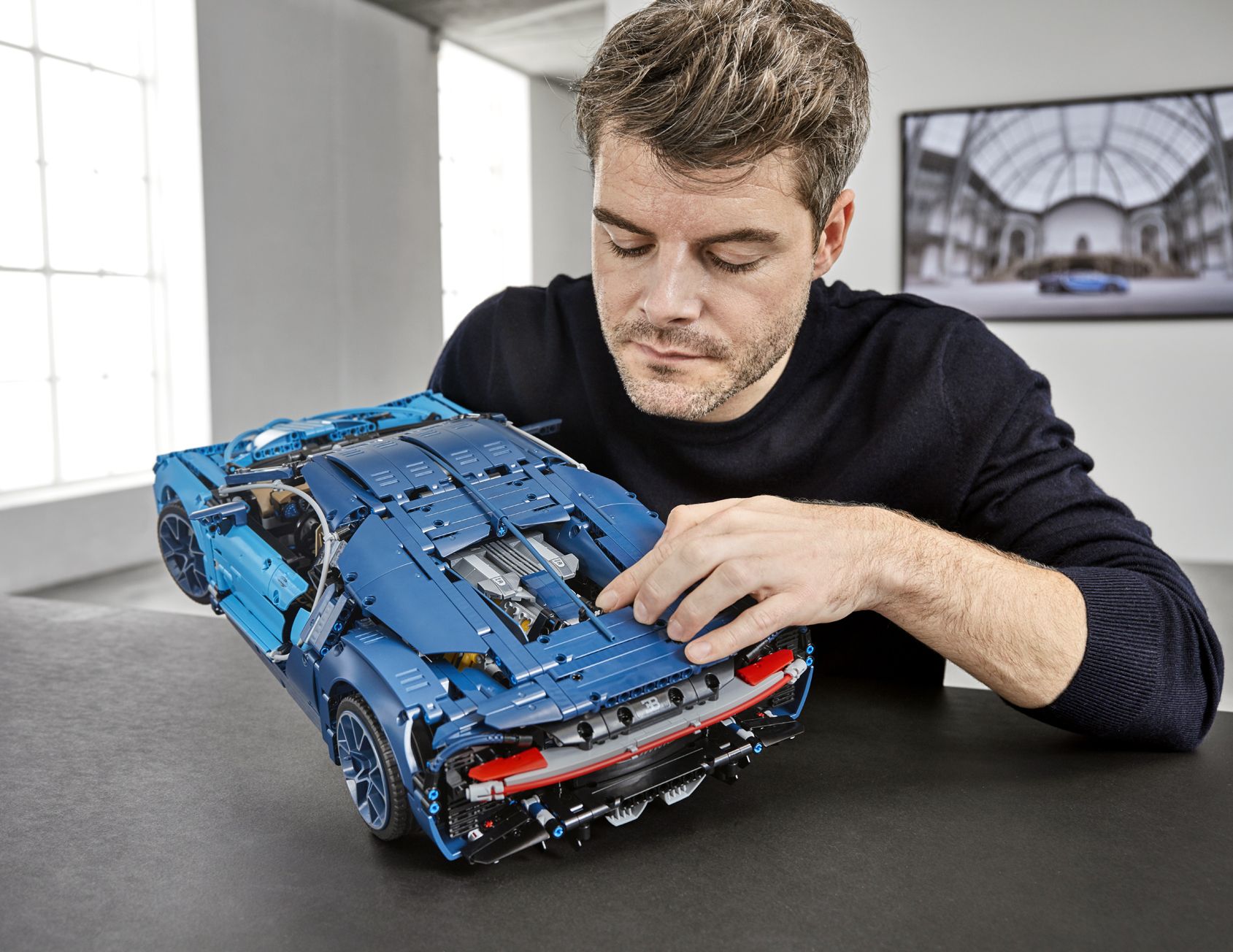 bugatti-chiron-lego-technic-24 LEGO Technic’s $350 Bugatti Chiron Is 3,600 Pieces Of Awesomeness