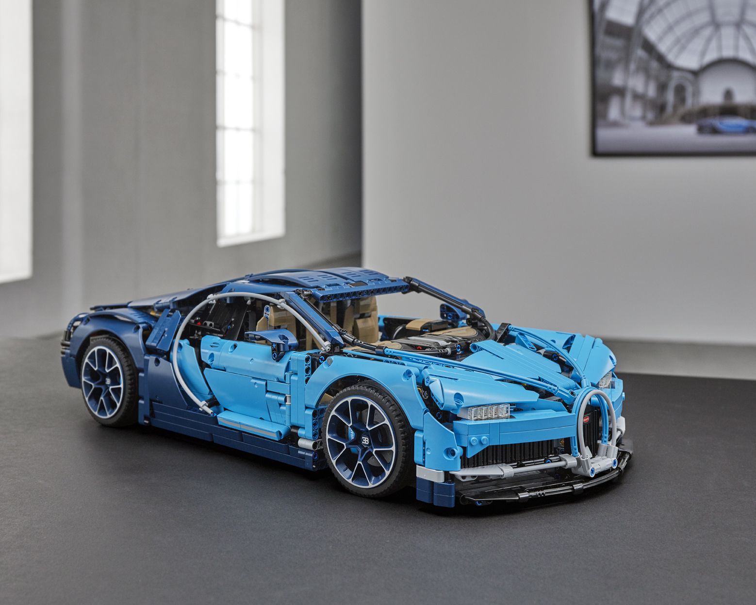 bugatti-chiron-lego-technic-32 LEGO Technic’s $350 Bugatti Chiron Is 3,600 Pieces Of Awesomeness