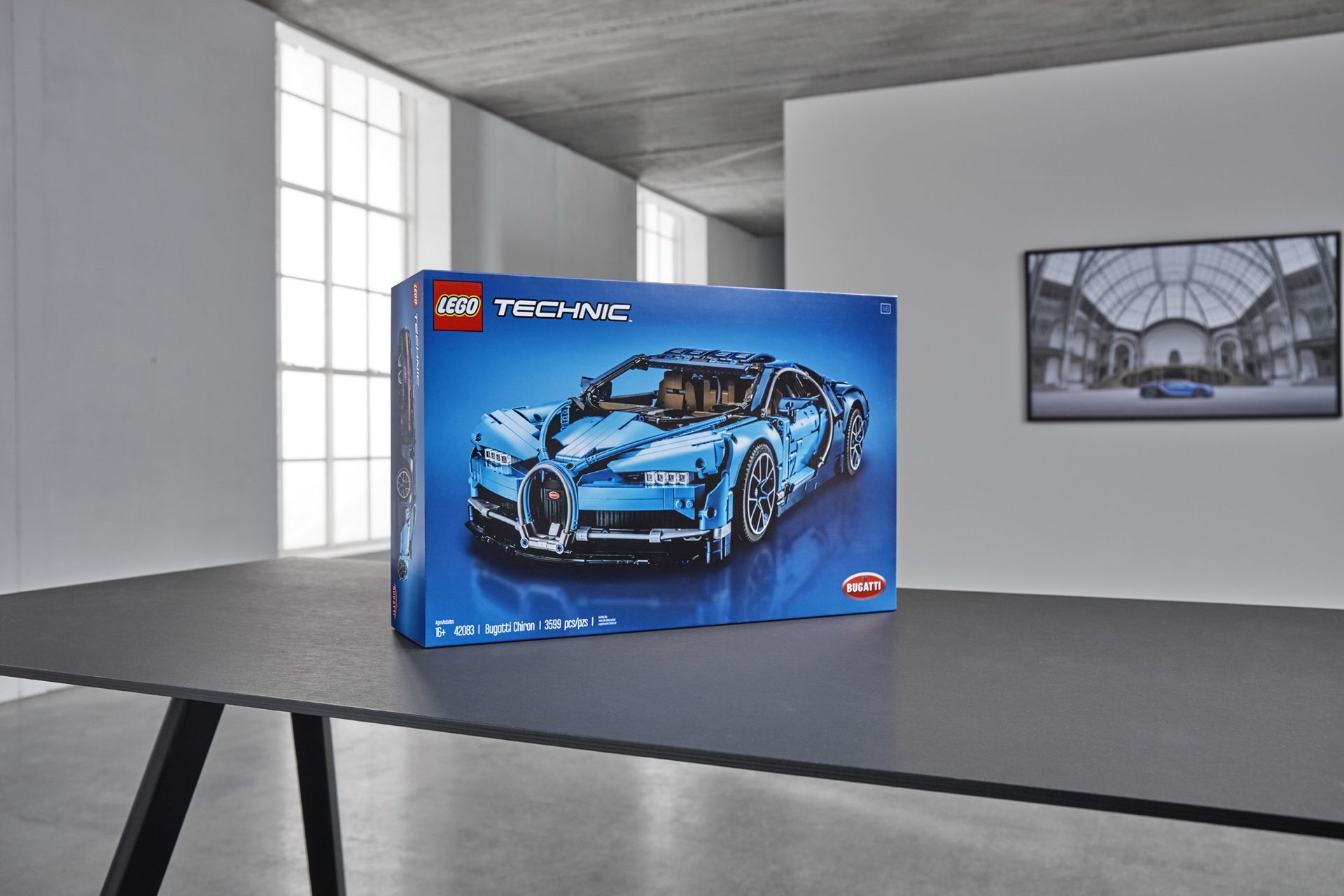 bugatti-chiron-lego-technic-33 LEGO Technic’s $350 Bugatti Chiron Is 3,600 Pieces Of Awesomeness