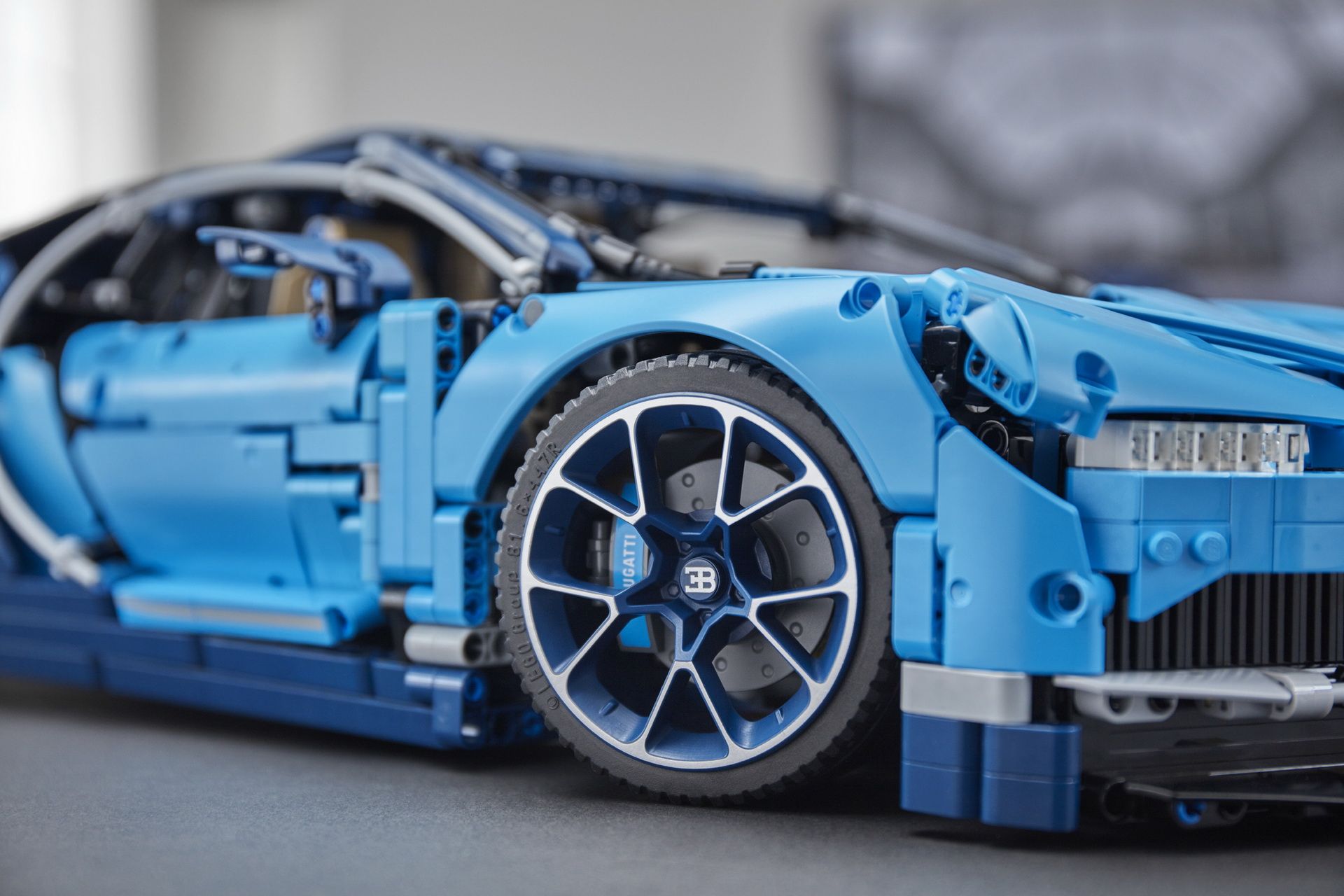 bugatti-chiron-lego-technic-35 LEGO Technic’s $350 Bugatti Chiron Is 3,600 Pieces Of Awesomeness
