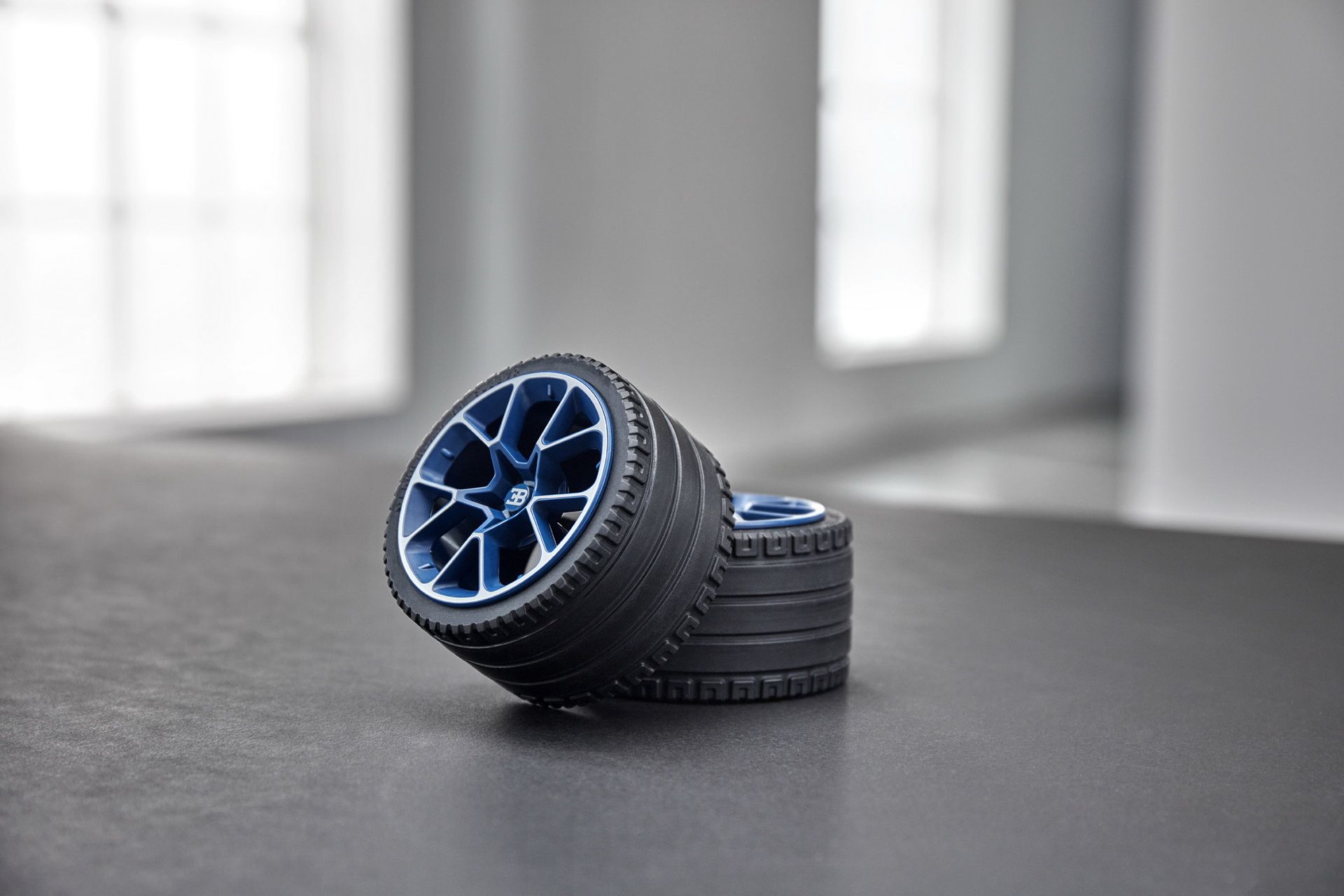 bugatti-chiron-lego-technic-46 LEGO Technic’s $350 Bugatti Chiron Is 3,600 Pieces Of Awesomeness