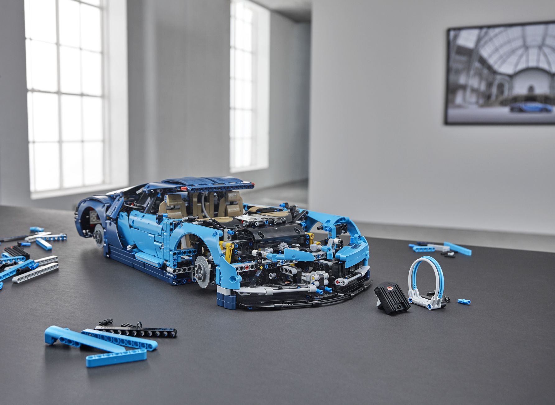 bugatti-chiron-lego-technic-50 LEGO Technic’s $350 Bugatti Chiron Is 3,600 Pieces Of Awesomeness