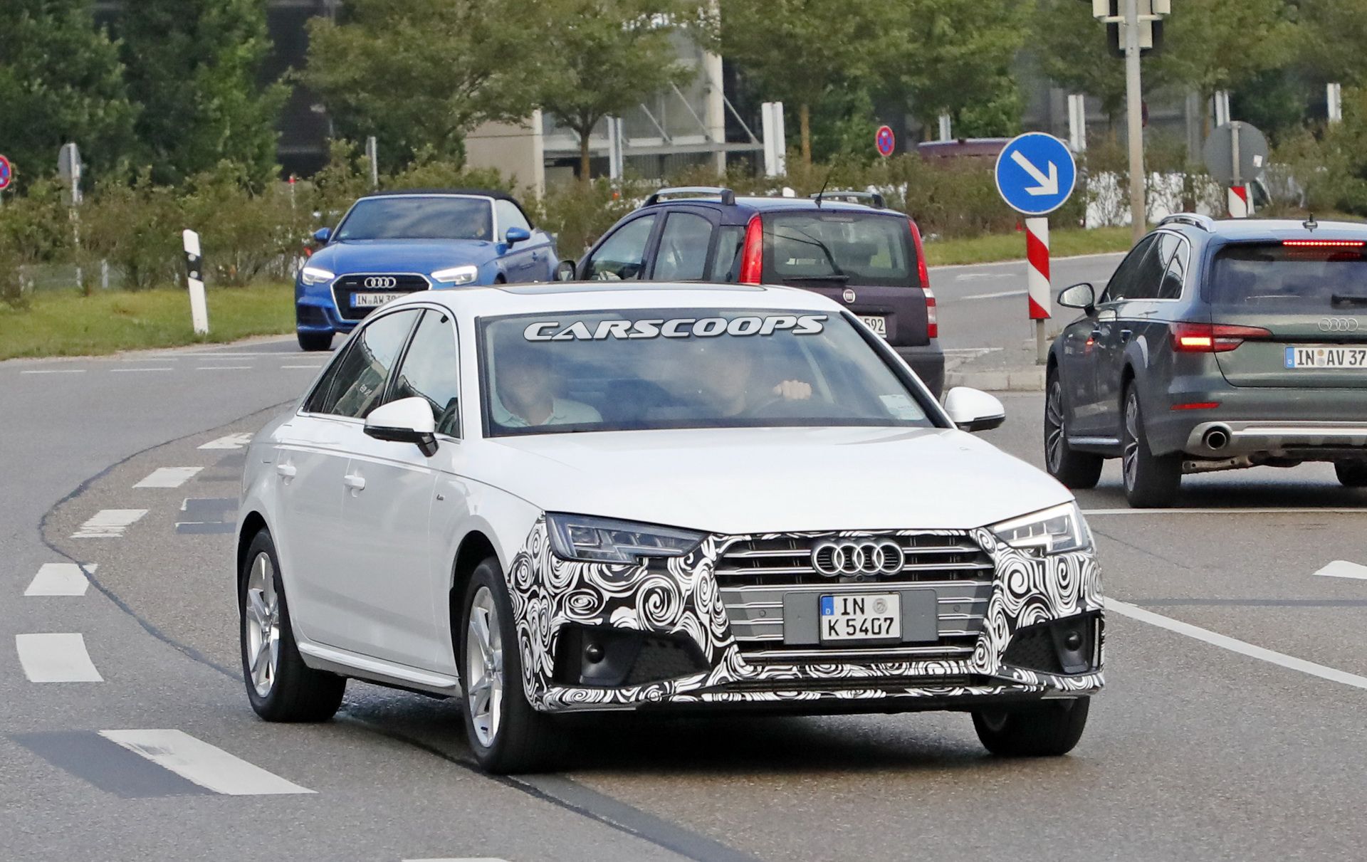 Audi-A4-sedan-facelift-01 Facelifted 2019 Audi A4 To Gain Minor Styling Updates And More Tech