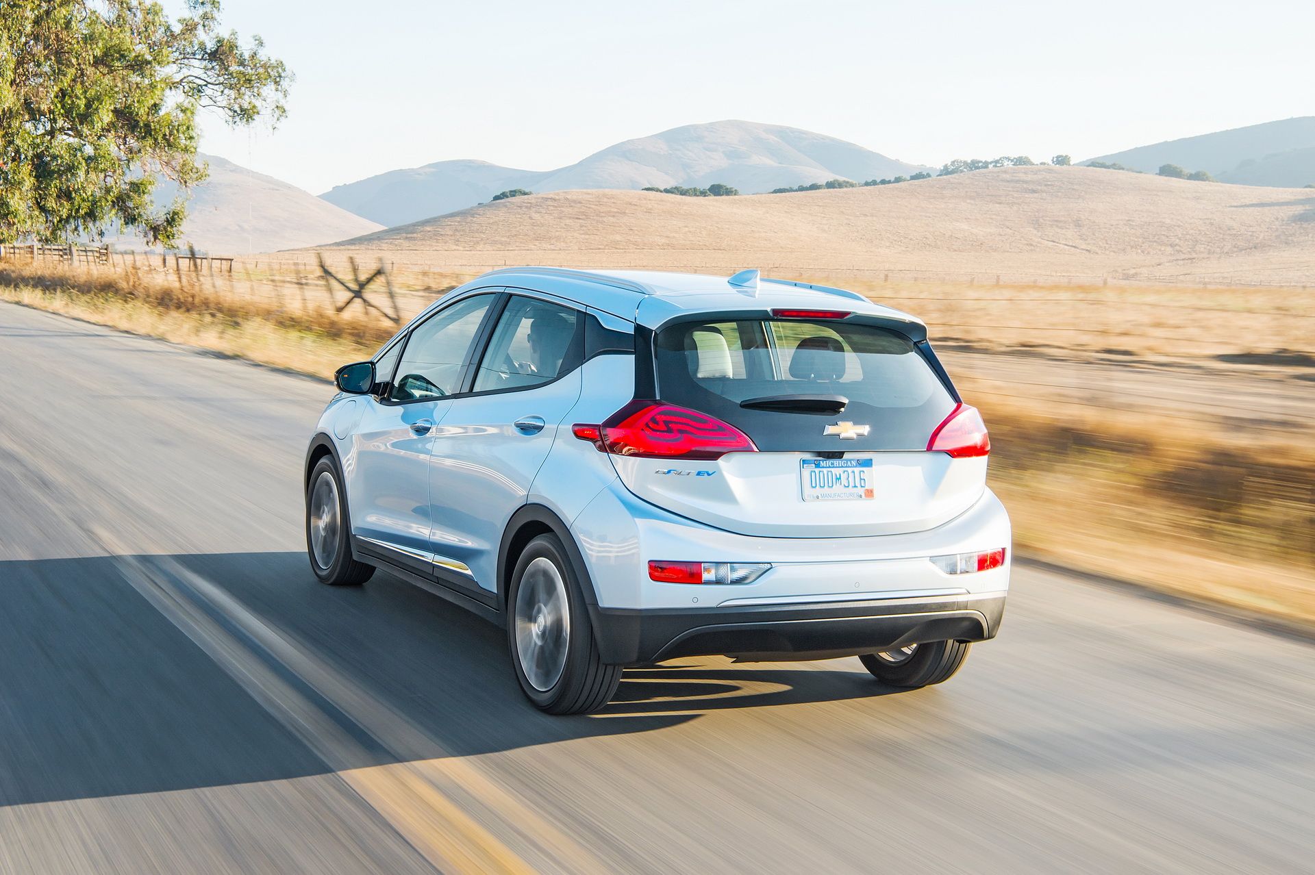 chevrolet-bolt-2 2019MY Chevrolet Bolt To Get New Smartphone Interface And Colors