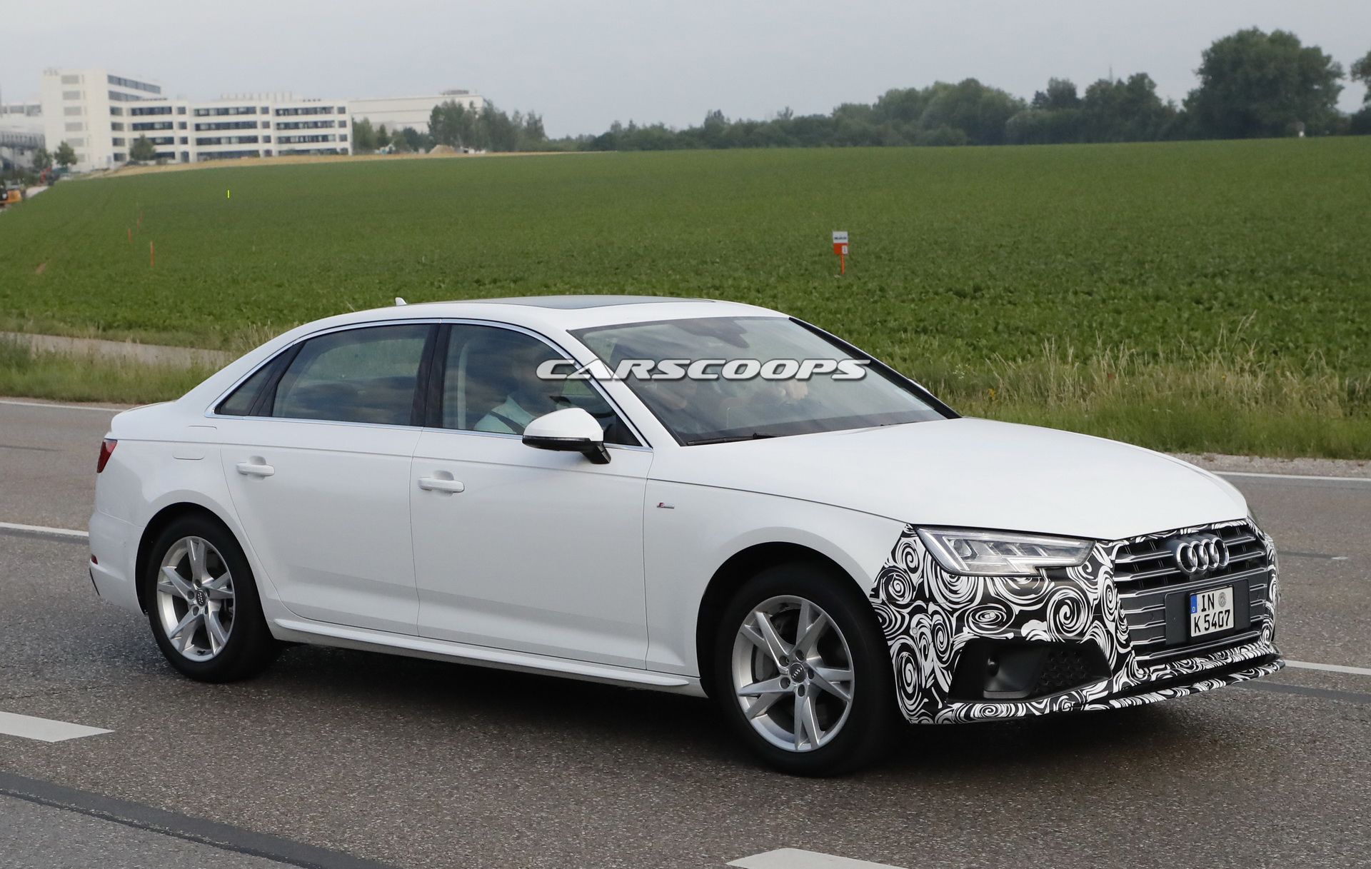 Audi-A4-sedan-facelift-05 Facelifted 2019 Audi A4 To Gain Minor Styling Updates And More Tech