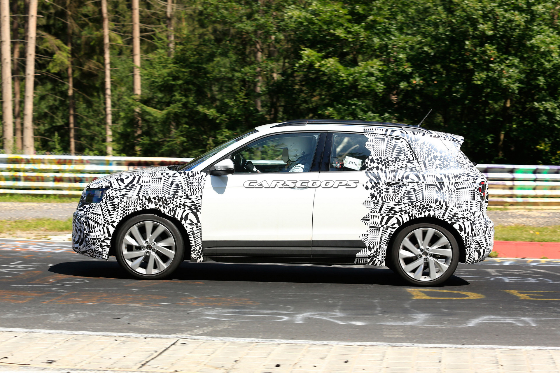 VW_T-Cross_22 Volkswagen T-Cross Baby SUV Getting Ready For Its Debut