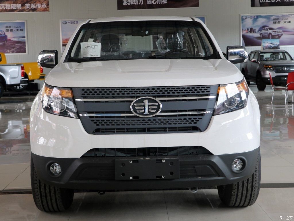 faw-hongta-t340-pickup-33 FAW Hongta T340 Pickup Has Watched Way Too Many Ford Explorer Commercials