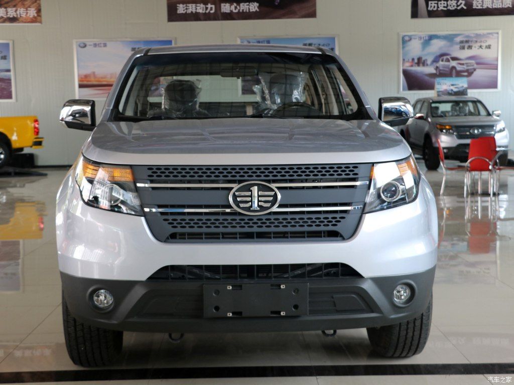faw-hongta-t340-pickup-47 FAW Hongta T340 Pickup Has Watched Way Too Many Ford Explorer Commercials