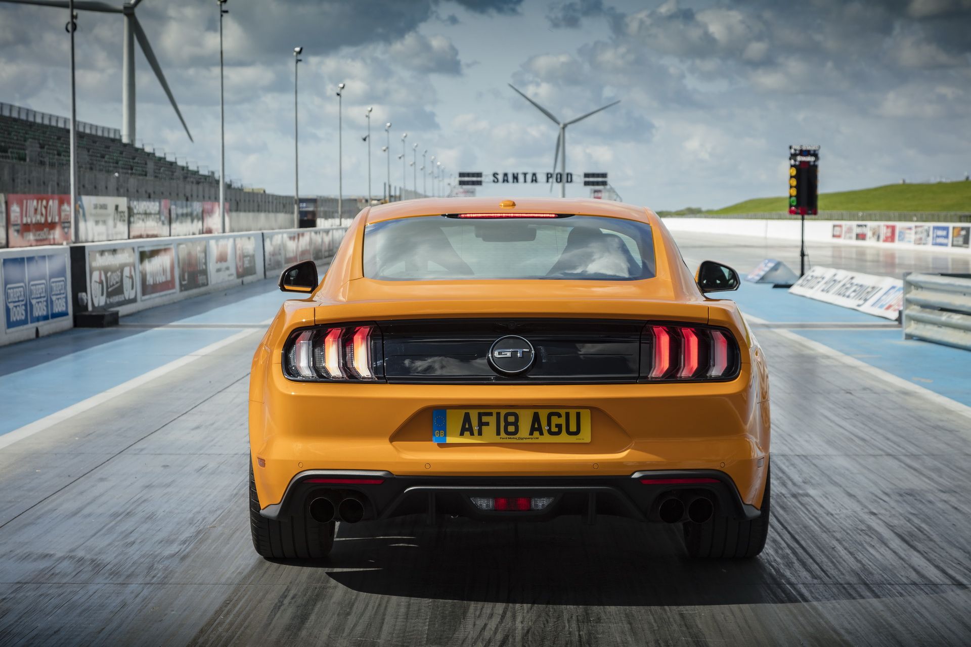ford-mustang-upgrades-uk-2 Upgraded Ford Mustang Gains Extra Tech, New Colors In The UK