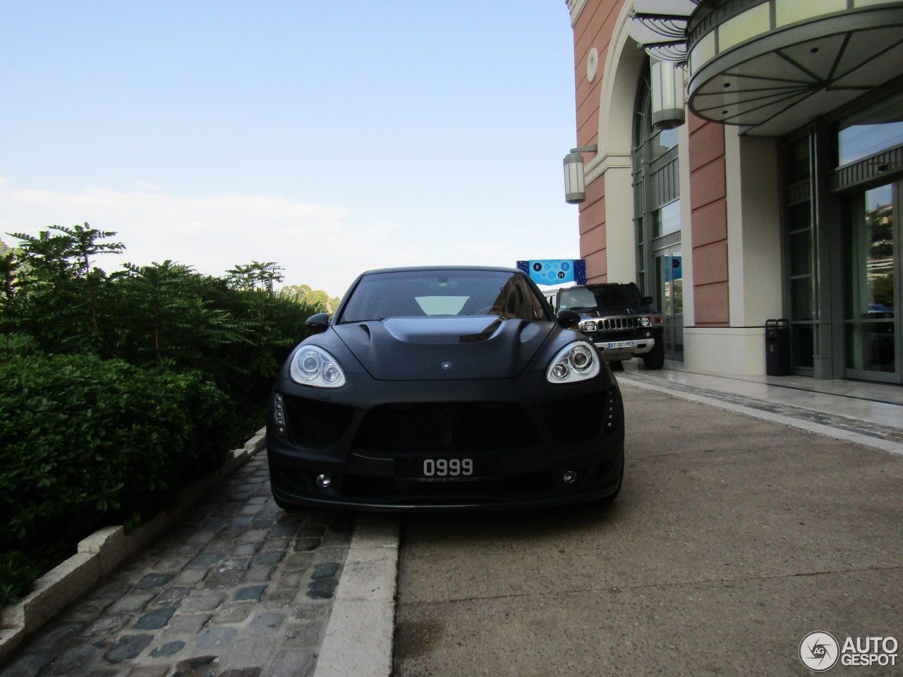 gemballa-tornado-spotted-in-monaco-4 711HP Cayenne-Based Gemballa Tornado Is A Very Rare Sighting
