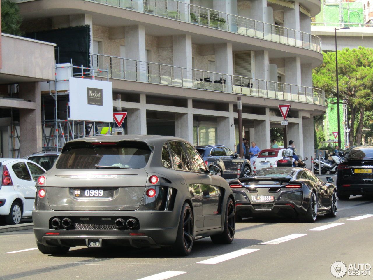 gemballa-tornado-spotted-in-monaco-5 711HP Cayenne-Based Gemballa Tornado Is A Very Rare Sighting
