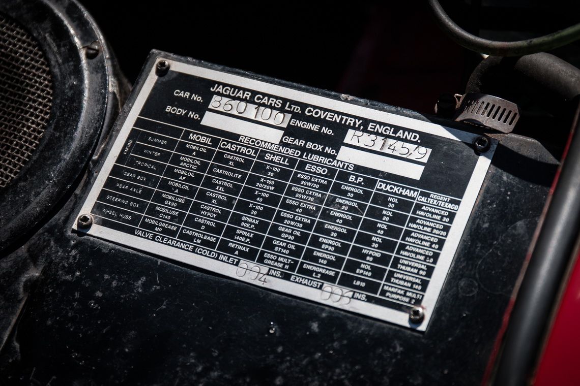 jaguar-e-type-100th-flat-floor-auction-13 Rare Jaguar E-Type ‘Flat Floor’ Could Fetch Over $136,000