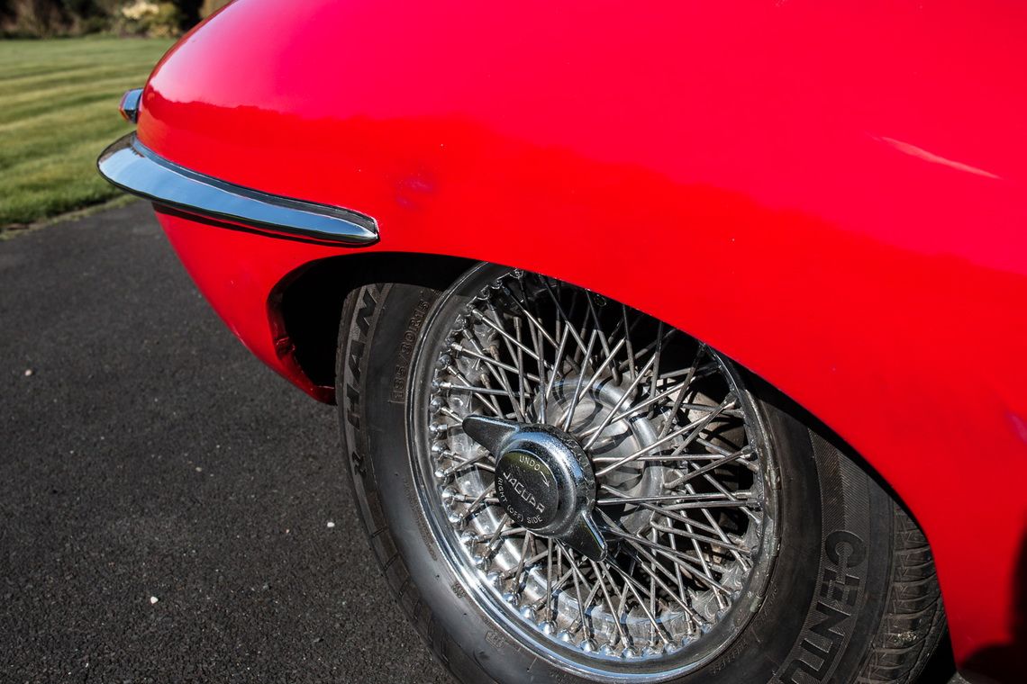 jaguar-e-type-100th-flat-floor-auction-15 Rare Jaguar E-Type ‘Flat Floor’ Could Fetch Over $136,000