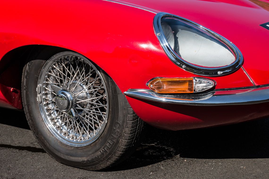jaguar-e-type-100th-flat-floor-auction-18 Rare Jaguar E-Type ‘Flat Floor’ Could Fetch Over $136,000