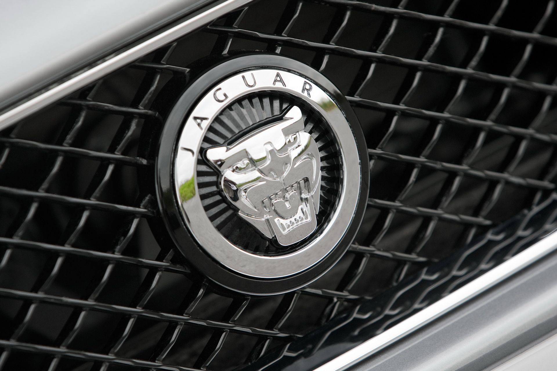 jaguar-xkr-8 Jaguar XK To Return As Brand’s Sports Car Flagship Model