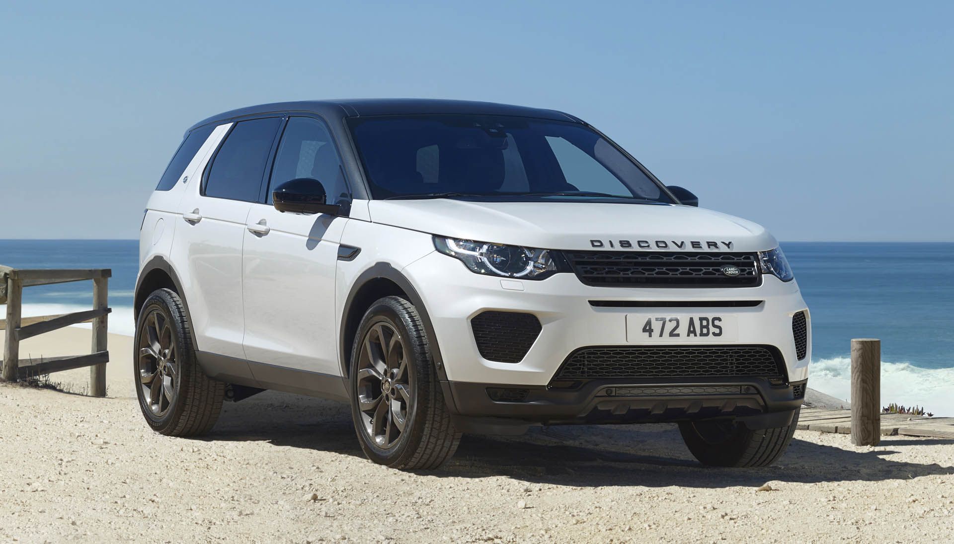 land-rover-discovery-sport-landmark-01 Landmark Edition Toasts The Success Of The Land Rover Discovery Sport