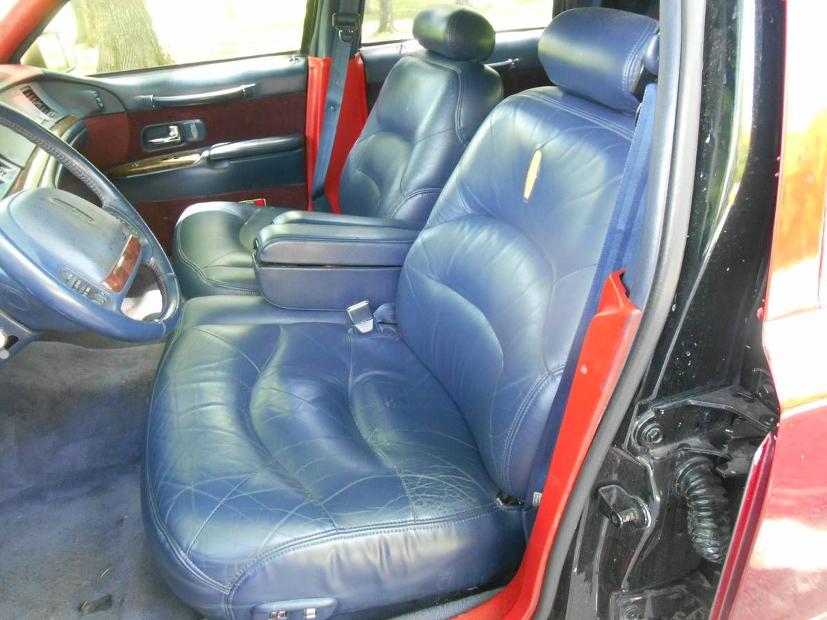 lincoln-towncar-phantom-replica-craigslist-10 1996 Lincoln Town Car Thinks It’s Iron Man’s Rolls Royce Phantom