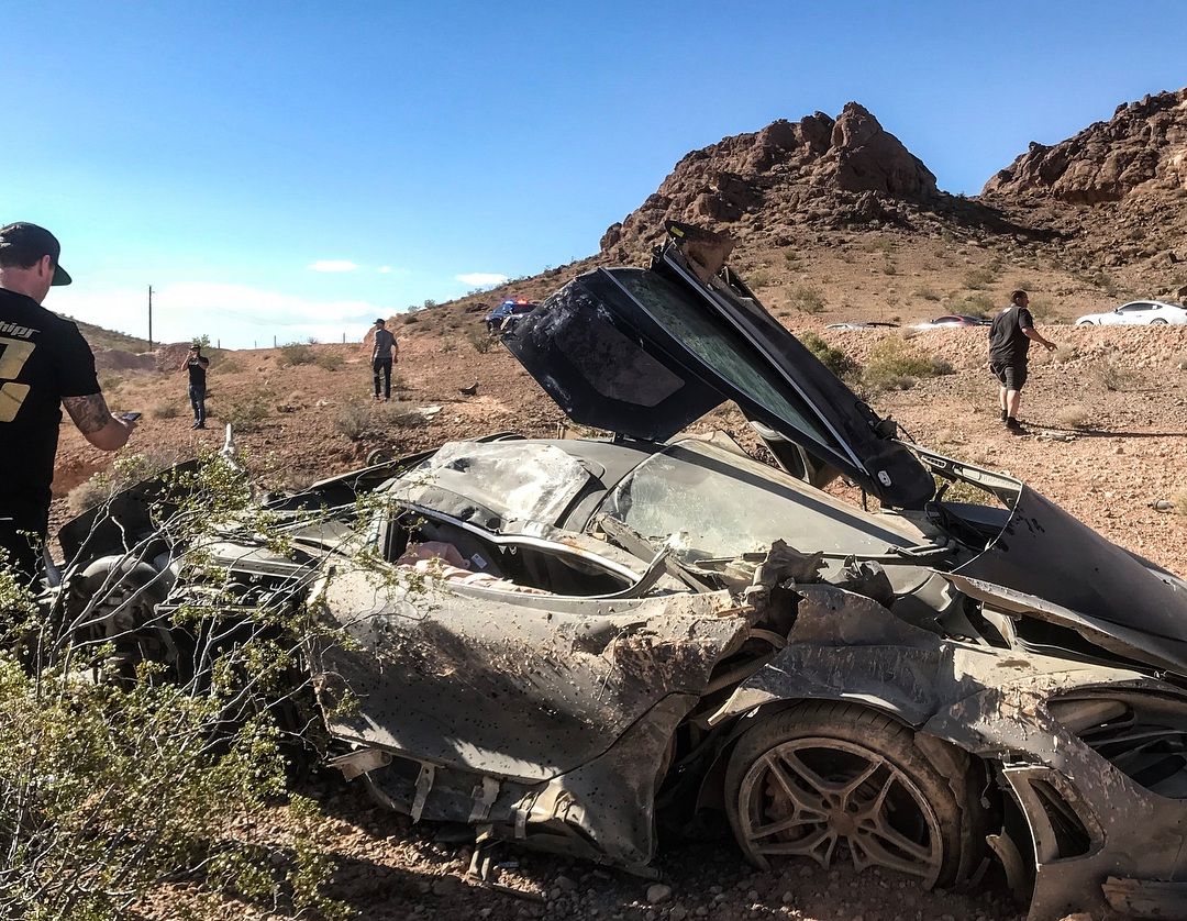 mclaren-720s-crash-las-vegas-2 McLaren 720S Turned Into A Pile Of Junk Following Horrific Crash