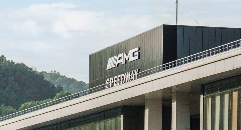  Mercedes Opens The First Ever AMG Speedway In South Korea