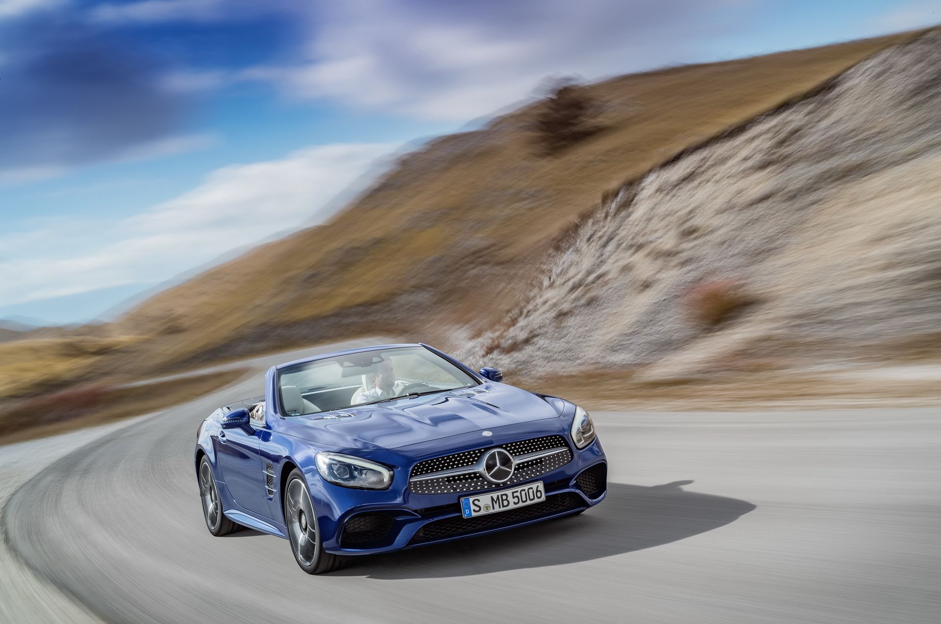 mercedes-benz-sl-5 Mercedes-Benz SLC Future Is Still ‘Under Discussion’, SL Will Live On