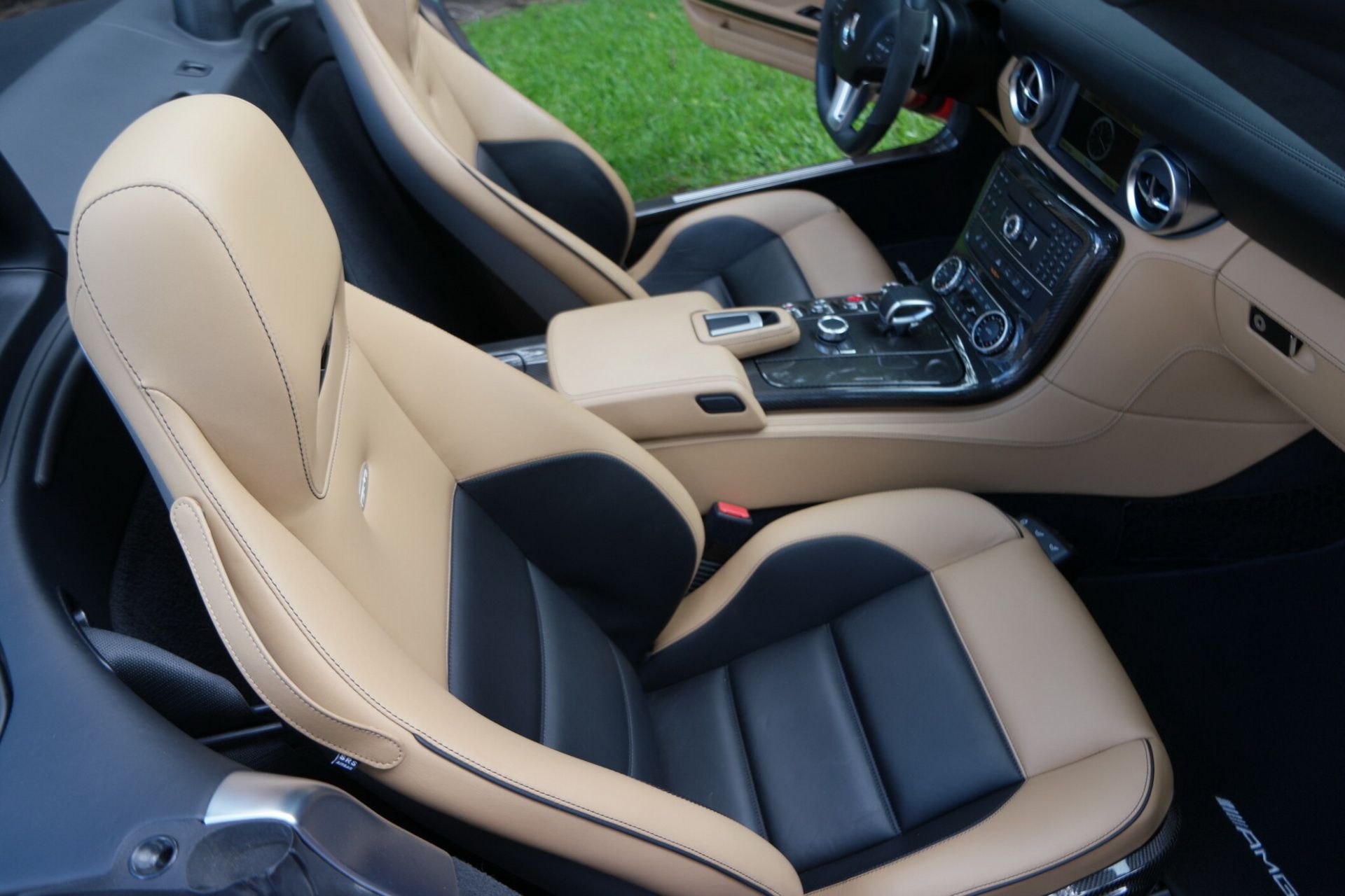 mercedes-sls-roadster-auction-bat-12 Used Mercedes SLS AMG Roadster Is Perfect For Posh Hoonigans