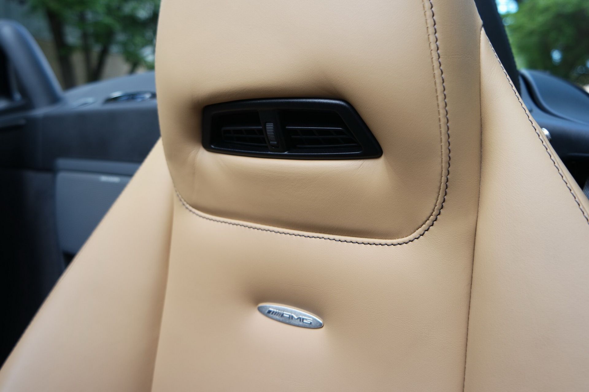 mercedes-sls-roadster-auction-bat-15 Used Mercedes SLS AMG Roadster Is Perfect For Posh Hoonigans