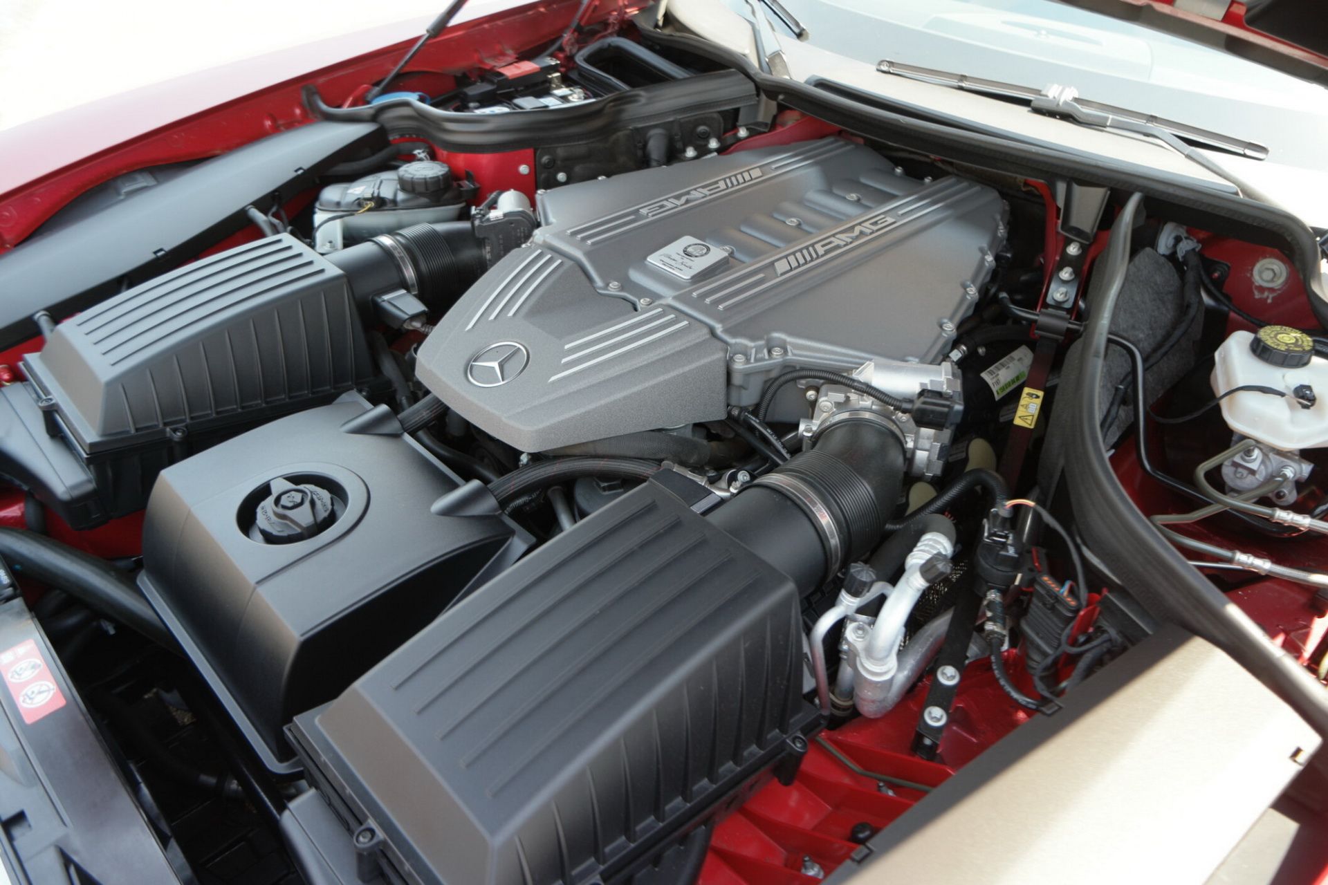 mercedes-sls-roadster-auction-bat-30 Used Mercedes SLS AMG Roadster Is Perfect For Posh Hoonigans