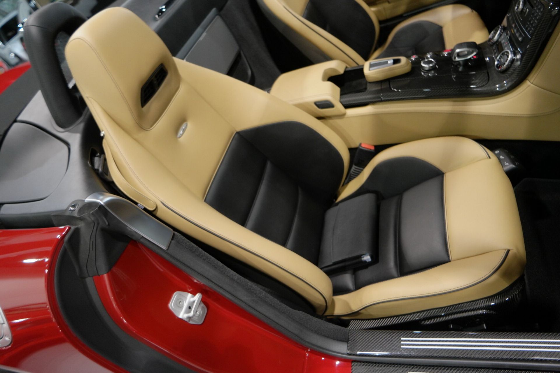 mercedes-sls-roadster-auction-bat-35 Used Mercedes SLS AMG Roadster Is Perfect For Posh Hoonigans